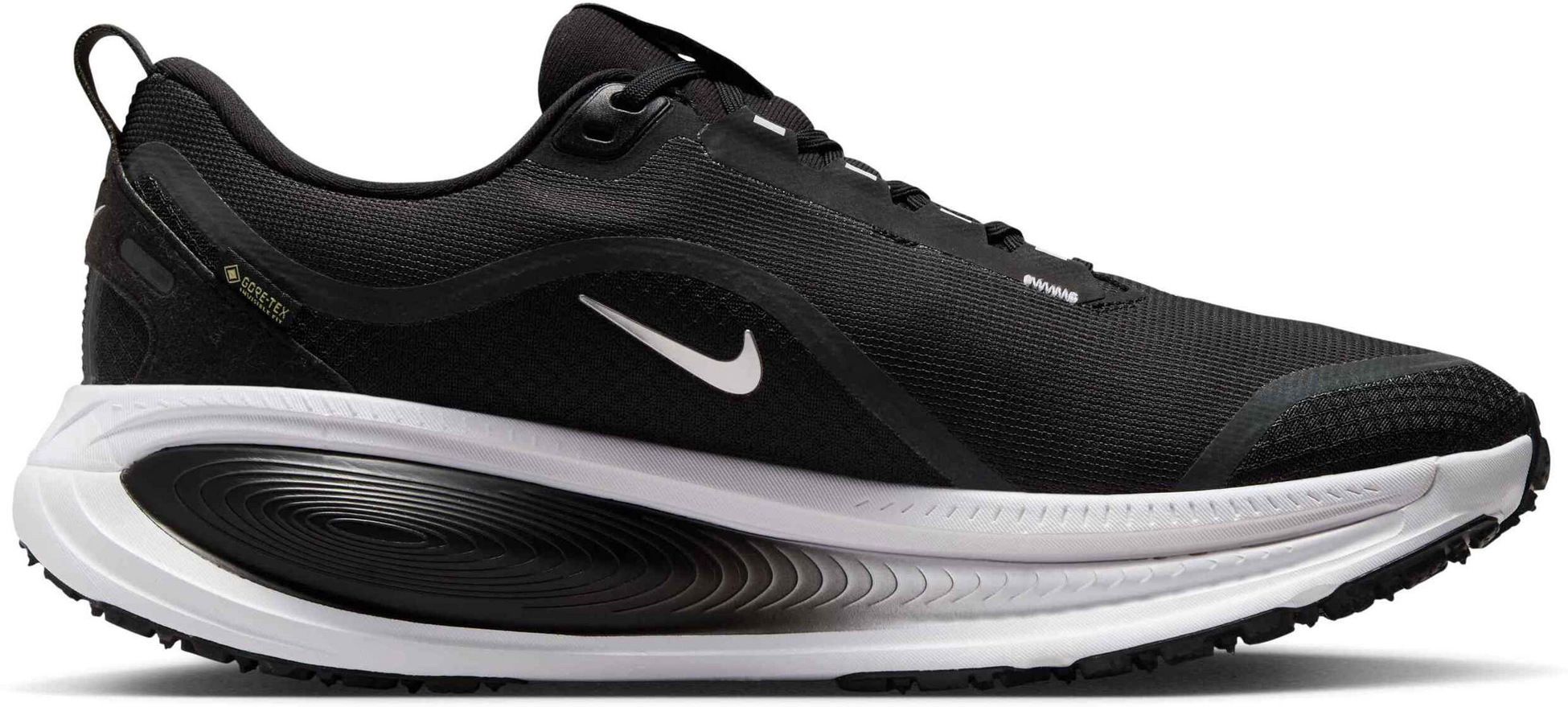NIKE, Men's Waterproof Road Running Shoes With Reflective Design Accents Vomero 18 Gore-tex