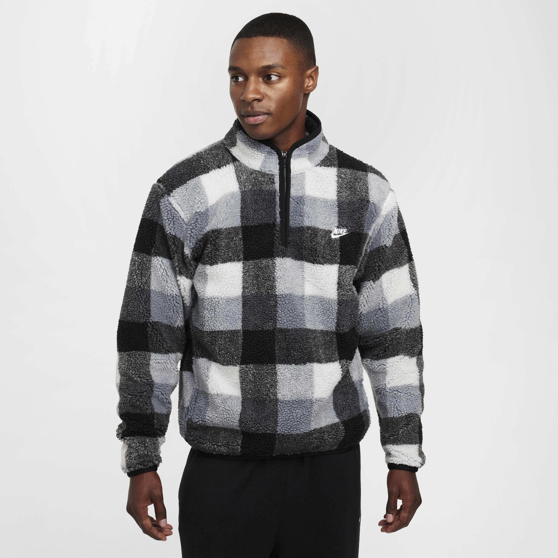 NIKE, Men's Winterized Half-zip Club