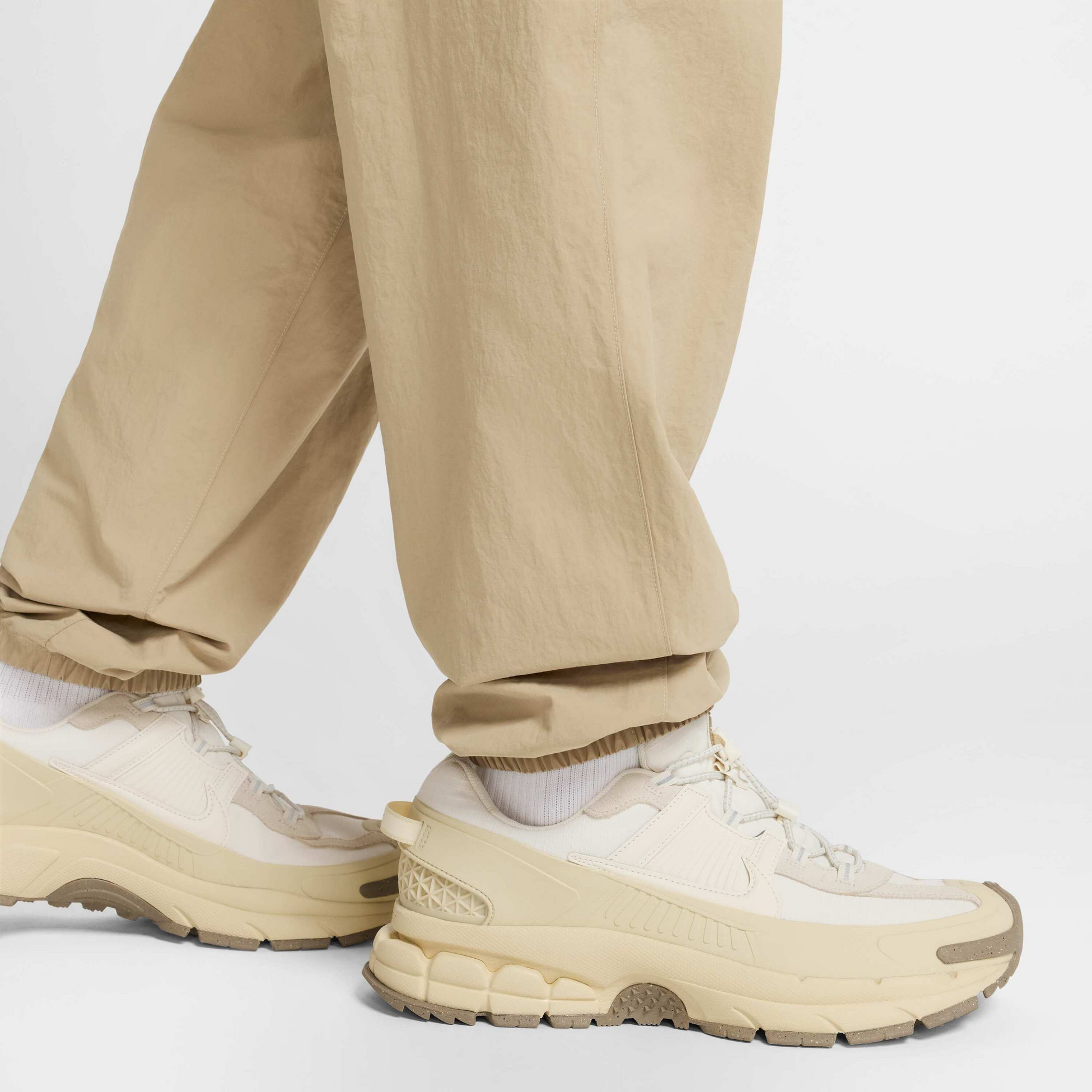 NIKE, Men's Woven Cargo Trousers Club