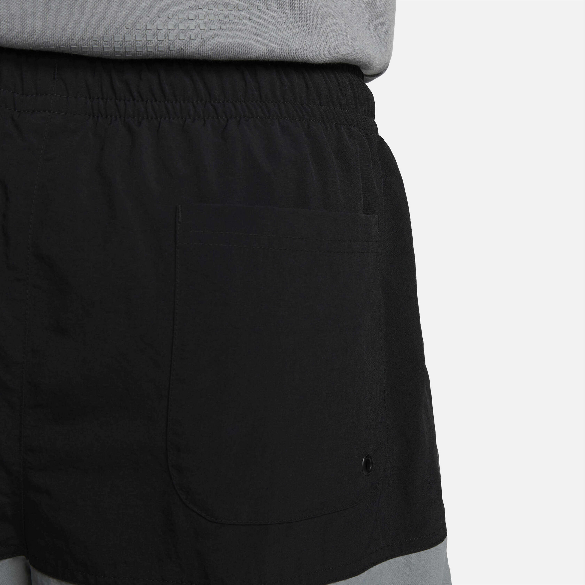 NIKE, Men's Woven Colour-blocked Shorts Club