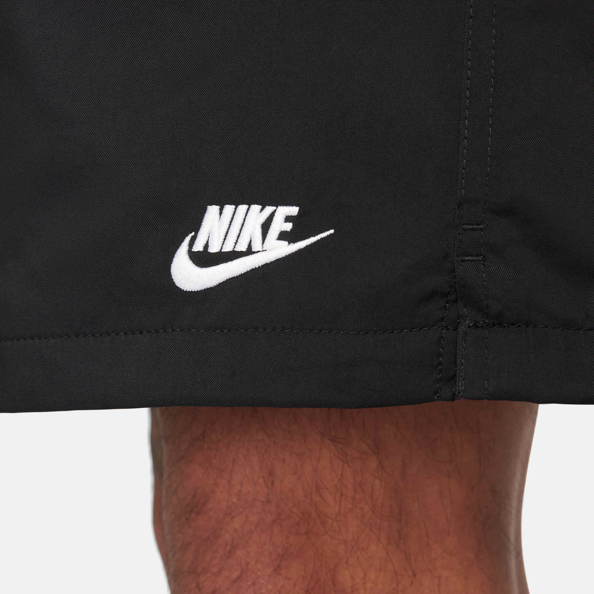 NIKE, Men's Woven Flow Shorts Club