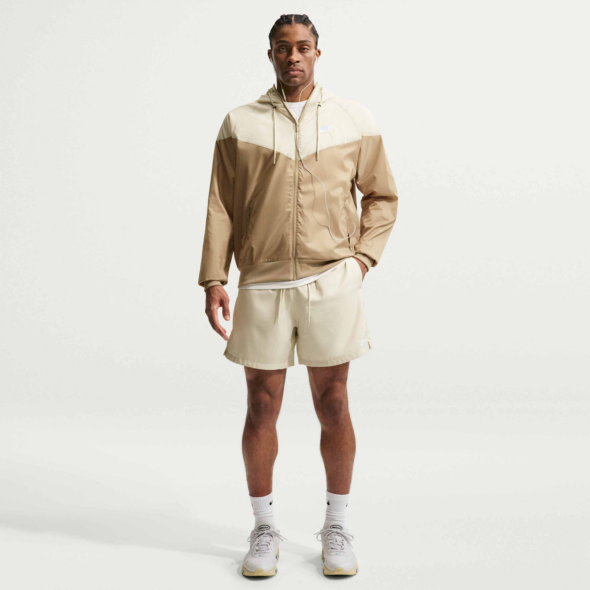 NIKE, Men's Woven Flow Shorts Club