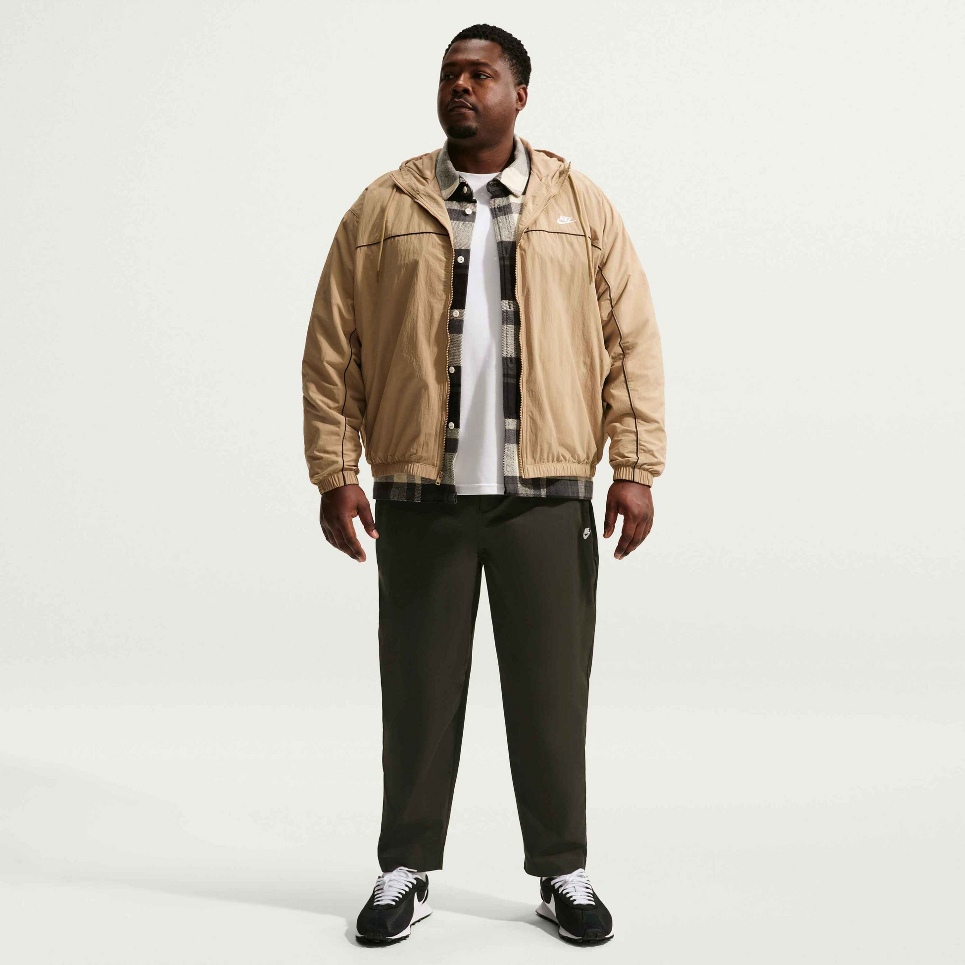 NIKE, Men's Woven Tapered Trousers Club