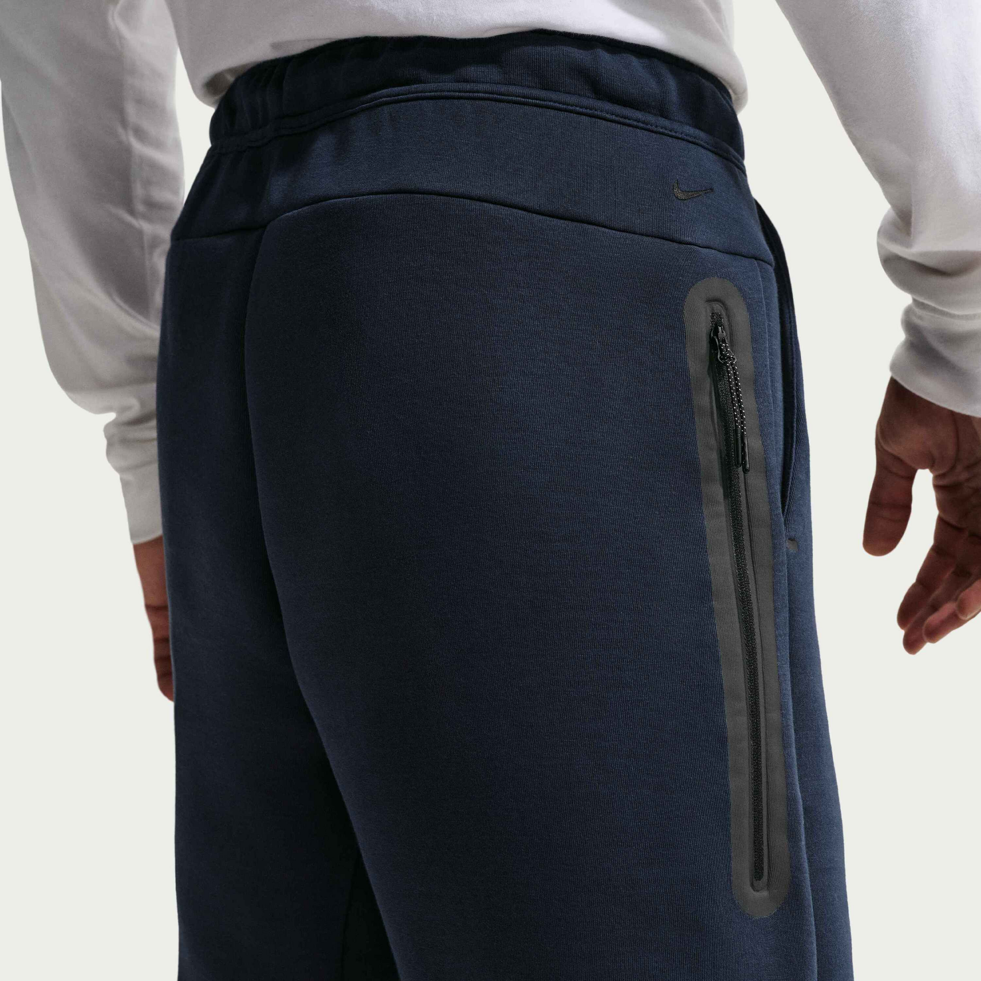 NIKE, Men&lsquo;s Fleece Shorts Tech