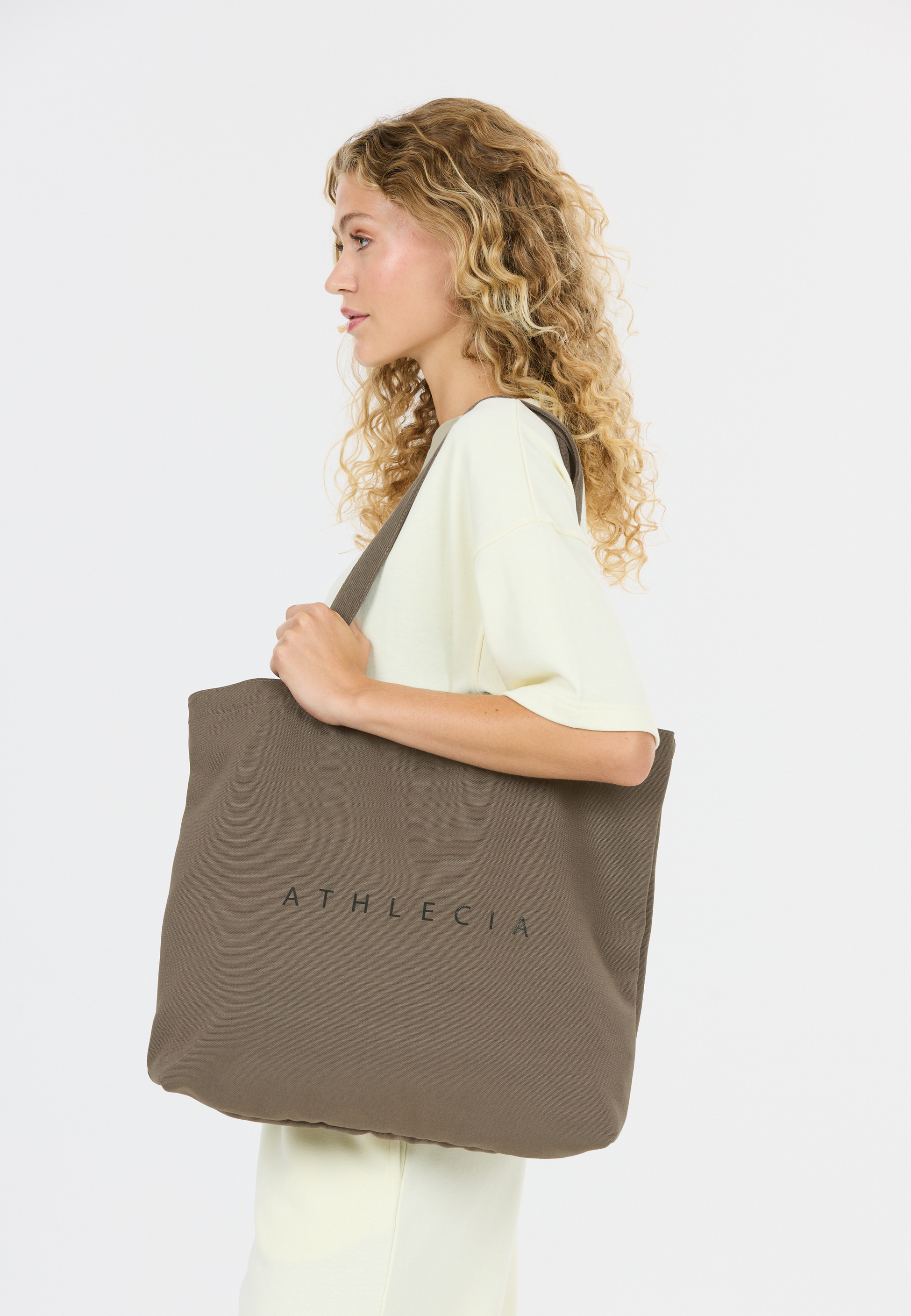 ATHLECIA, Morety