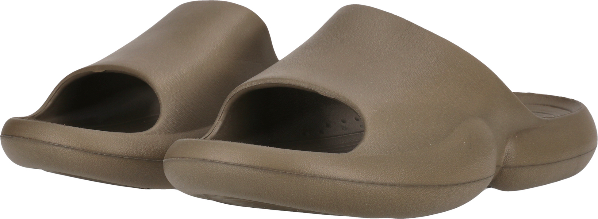 VIRTUS, Myles Sandal