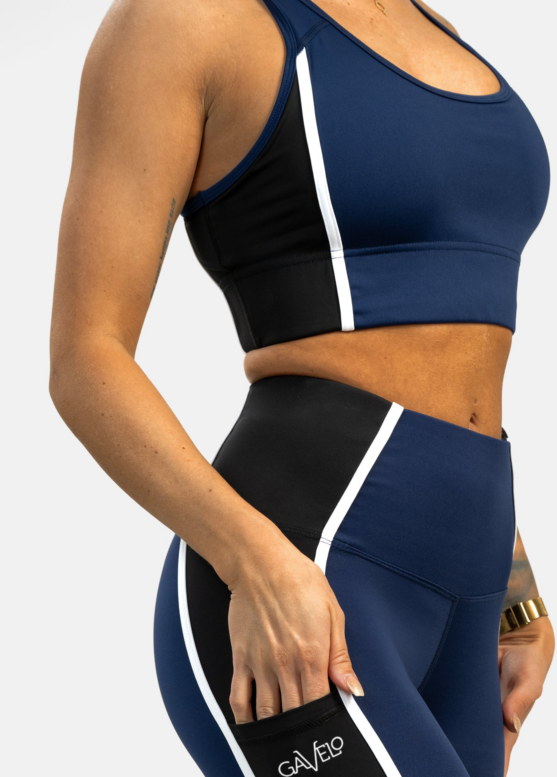 GAVELO, Noble Chic Black Sports Bra
