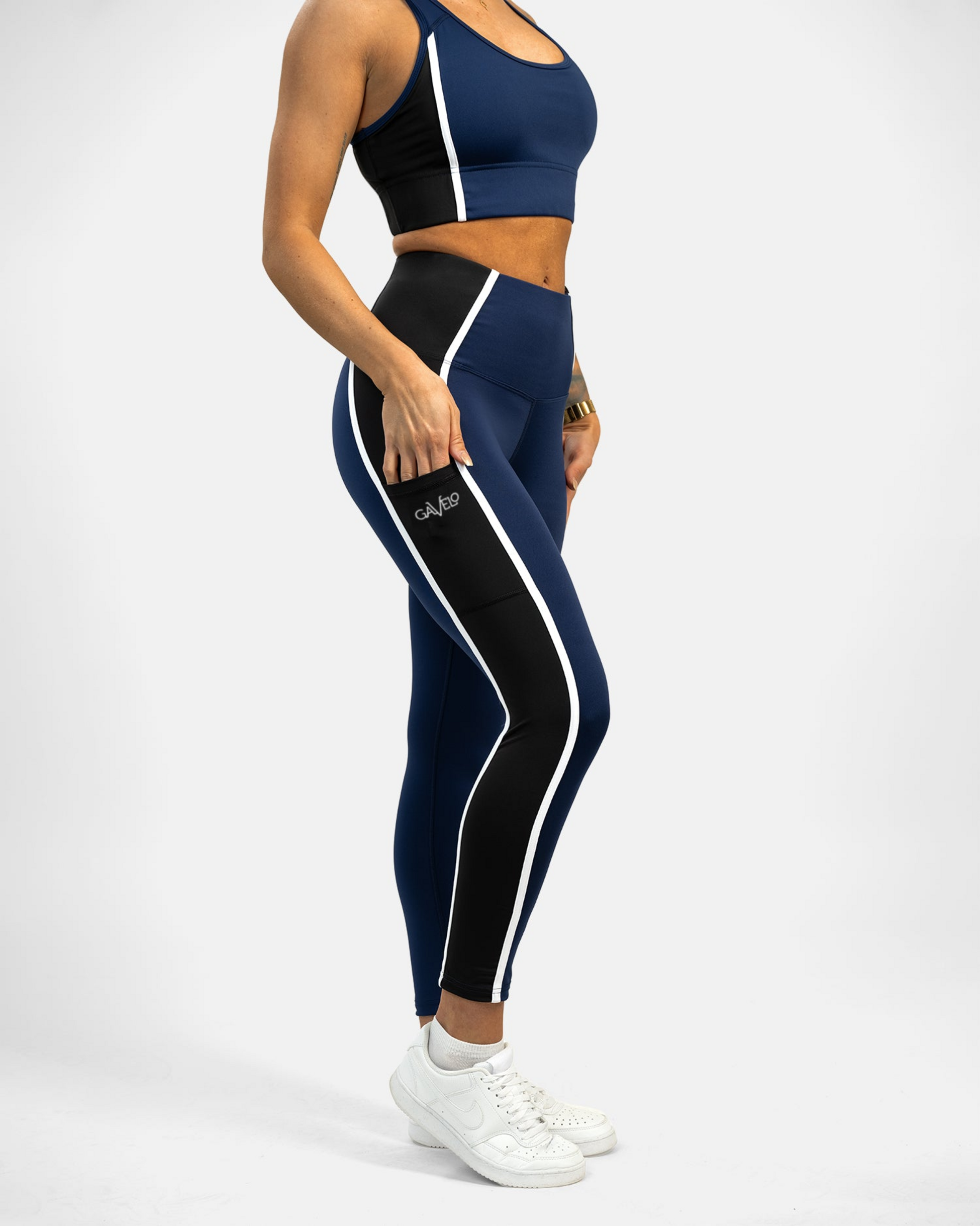 GAVELO, Noble Chic Navy Black Tights