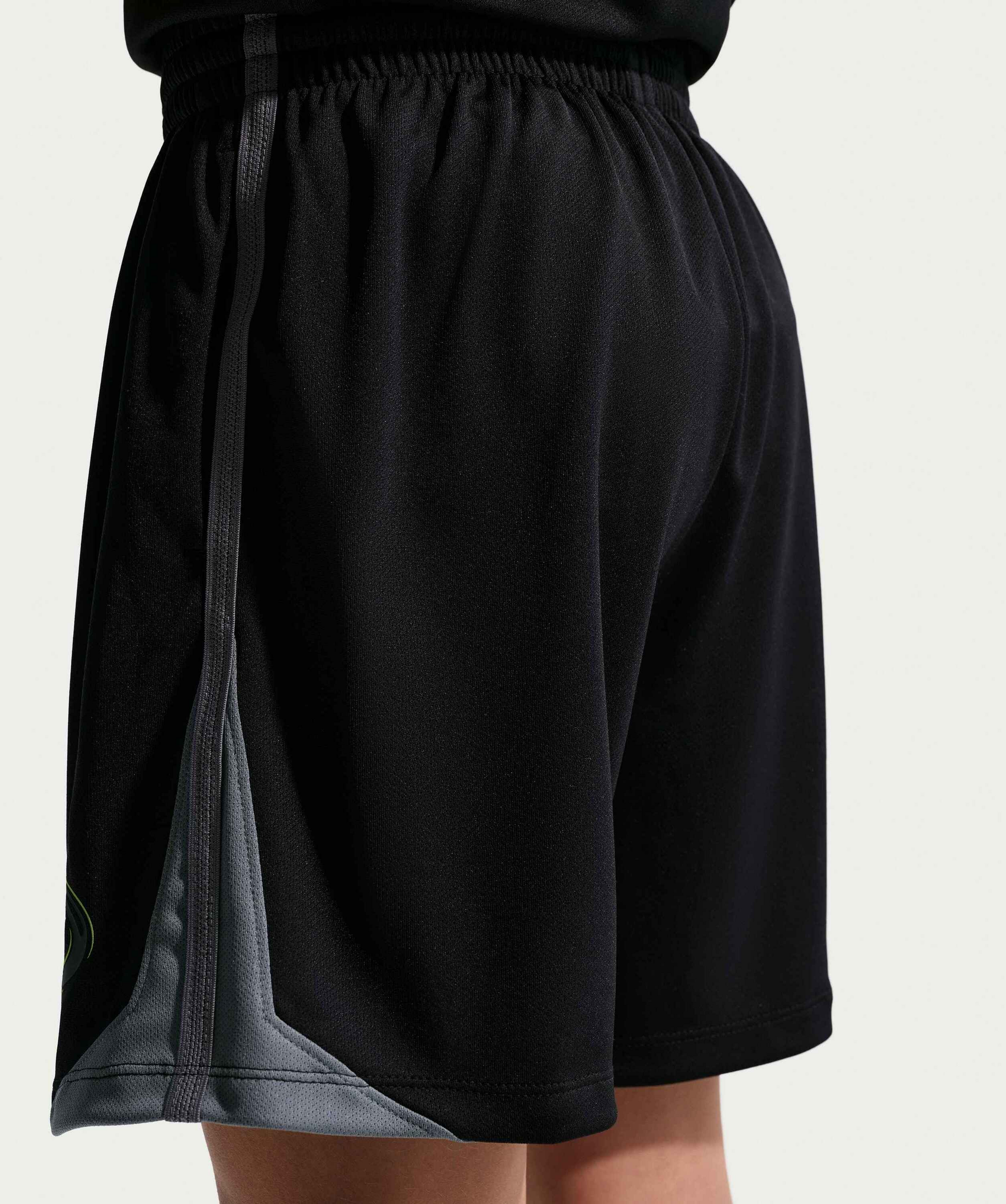 NIKE, Older Kids' (boys') Dri-fit Knit Shorts Multi