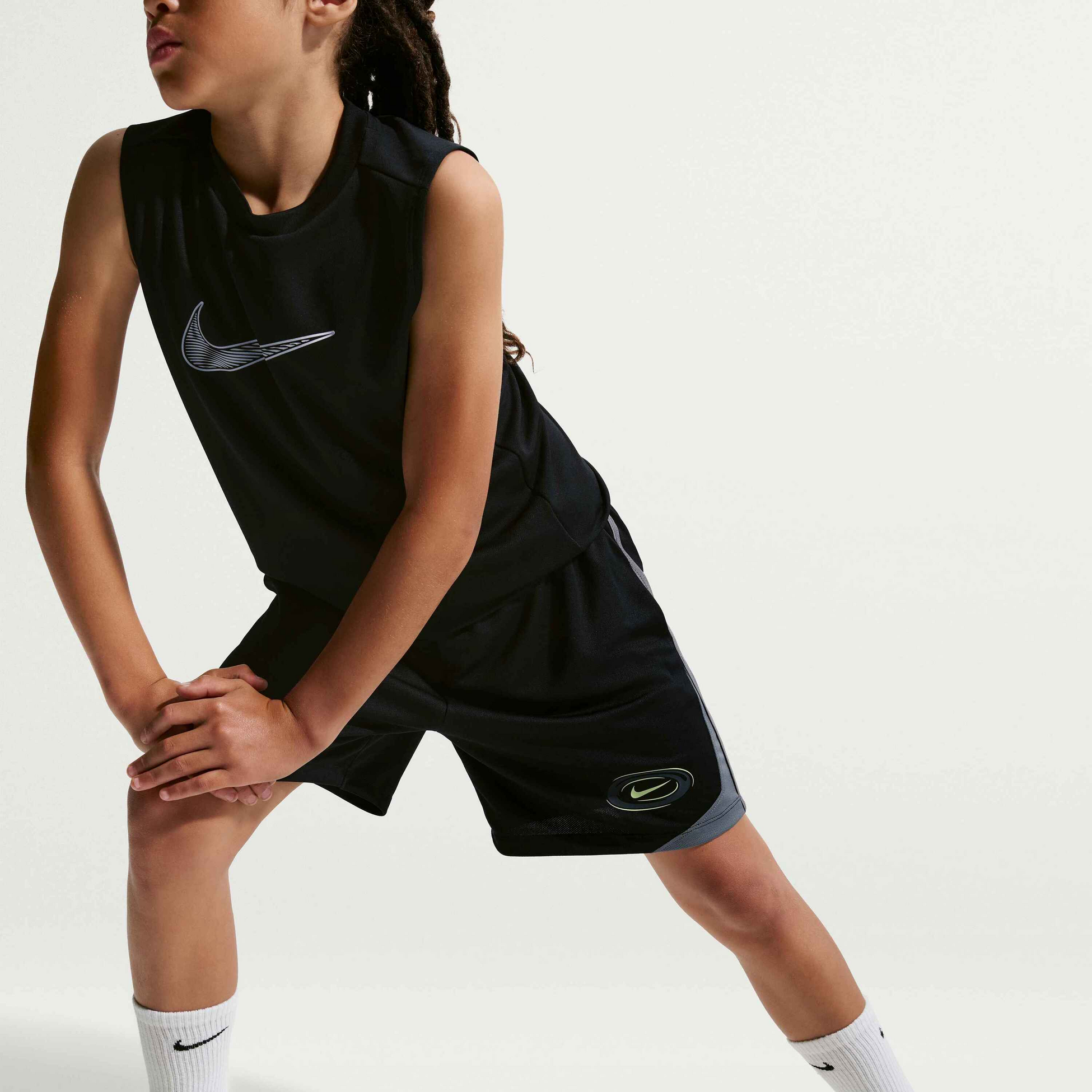 NIKE, Older Kids' (boys') Dri-fit Knit Shorts Multi