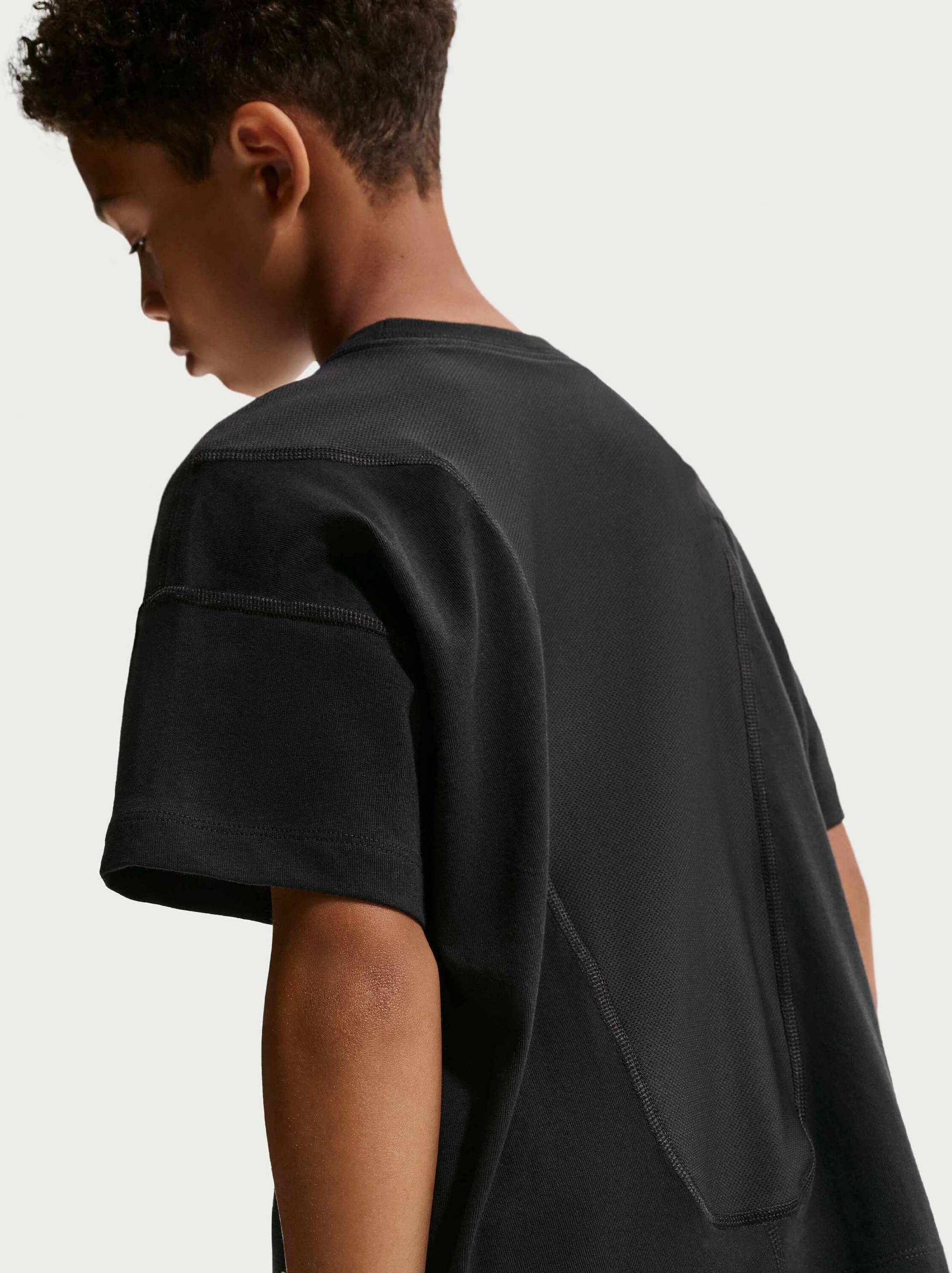 NIKE, Older Kids' (boys') Dri-fit Short-sleeve Training Top Pro