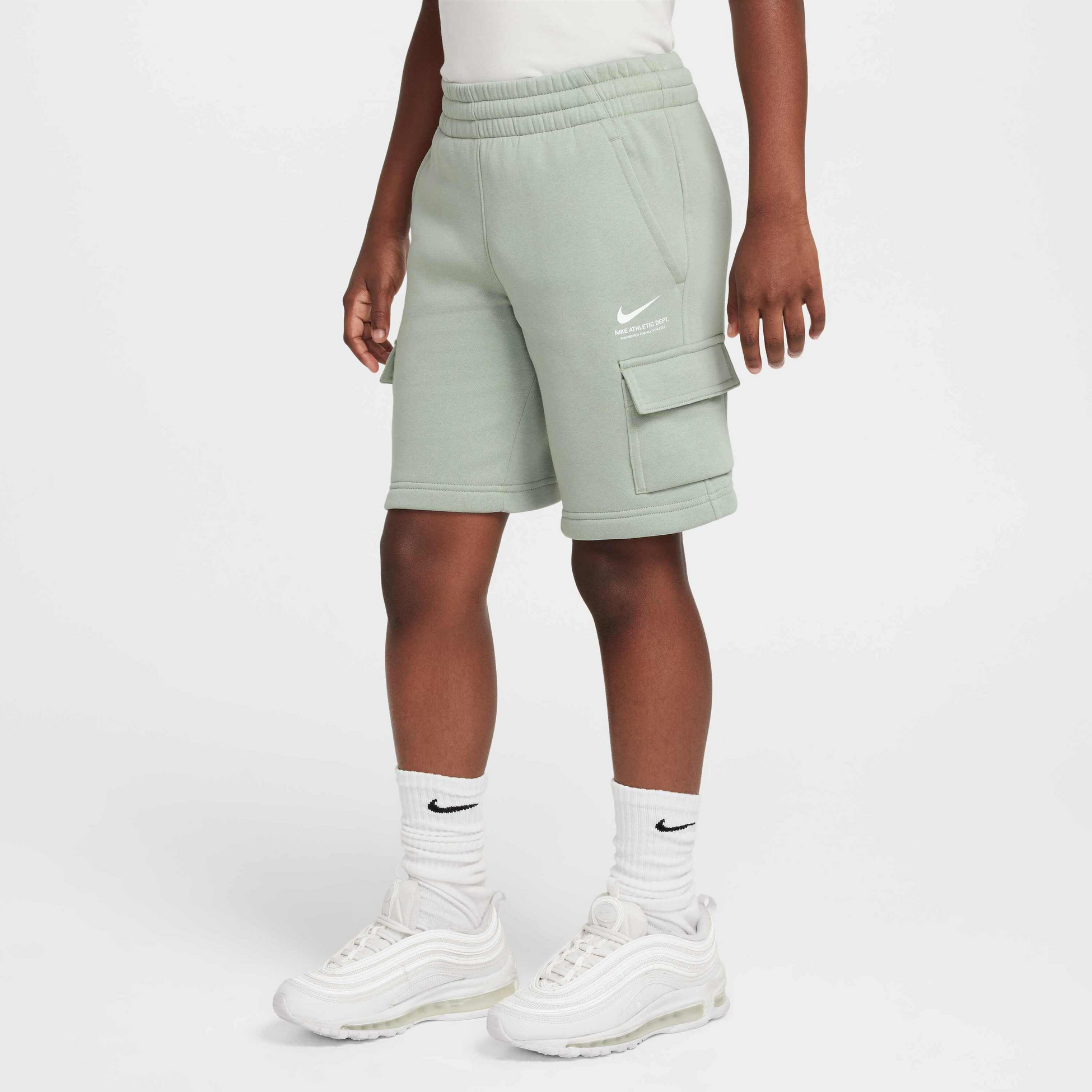NIKE, Older Kids' (boys') Fleece Cargo Shorts Sportswear