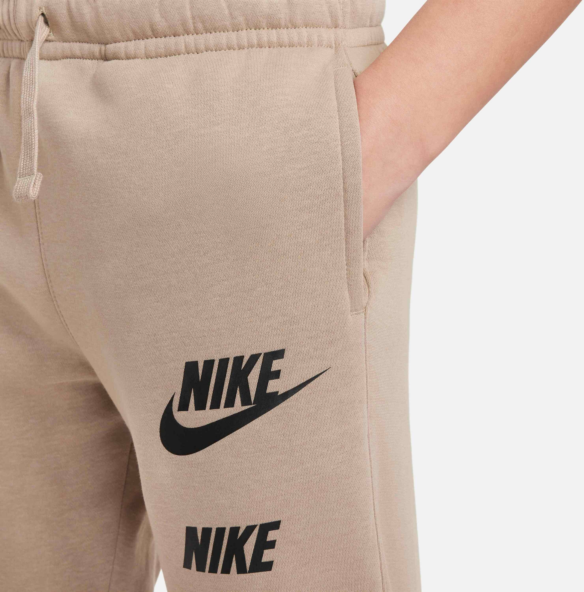 NIKE, Older Kids' (boys') Fleece Cargo Trousers Sportswear