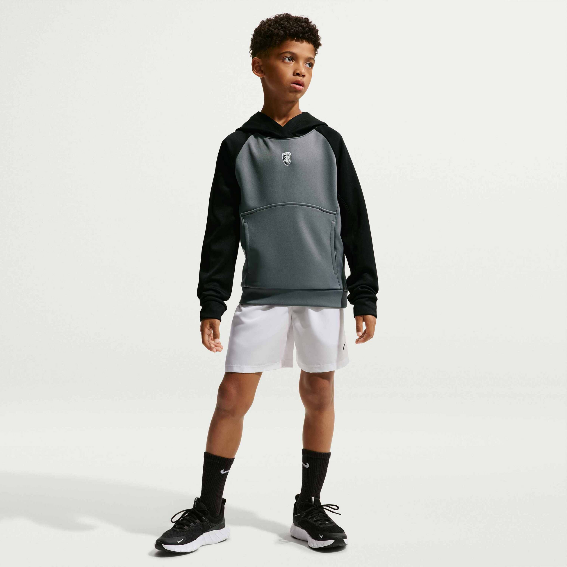 NIKE, Older Kids' (boys') Hoodie Multi Renew