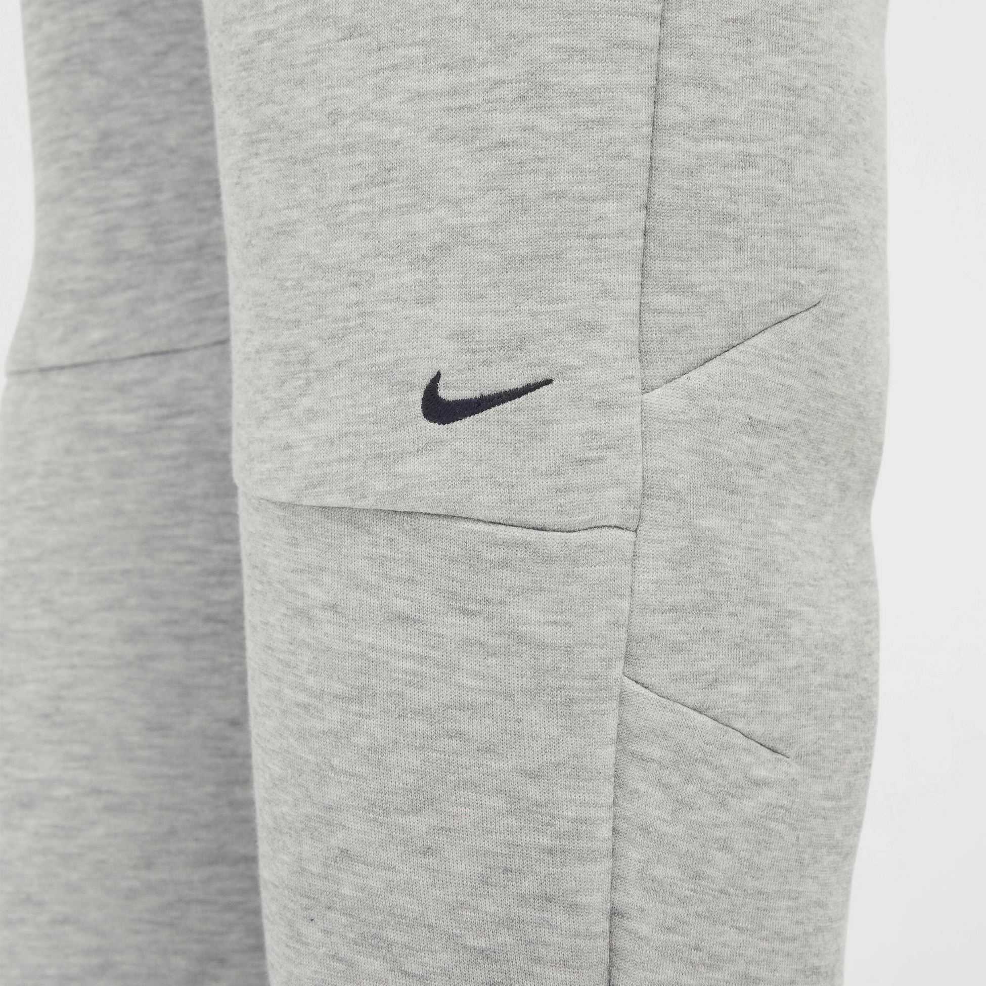 NIKE, Older Kids' (boys') Joggers Sportswear Tech Fleece