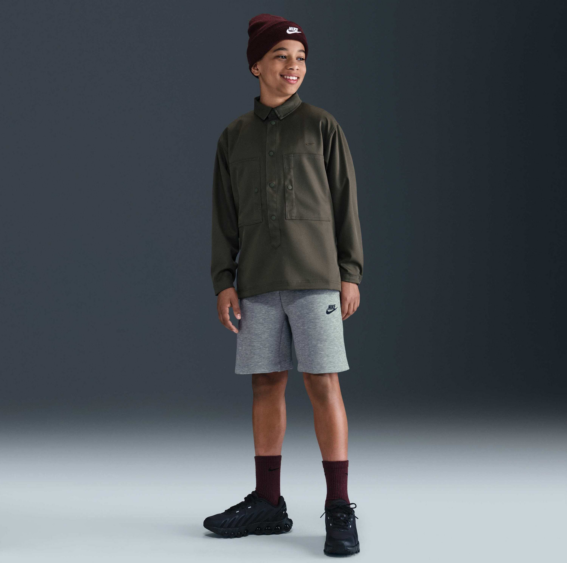NIKE, Older Kids' (boys') Shorts Sportswear Tech Fleece