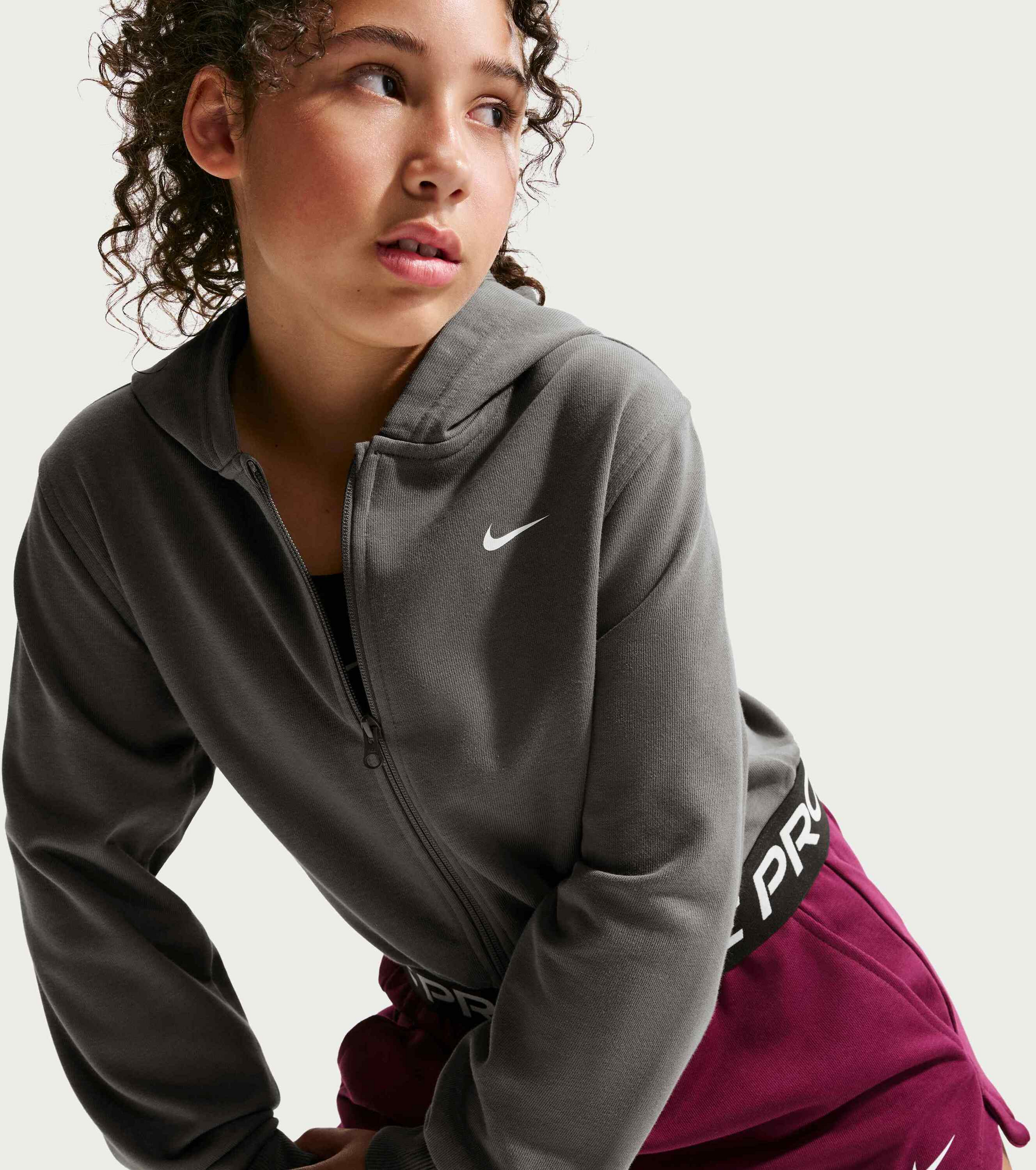 NIKE, Older Kids' (girls') Dri-fit Full-zip Hoodie Pro Fleece