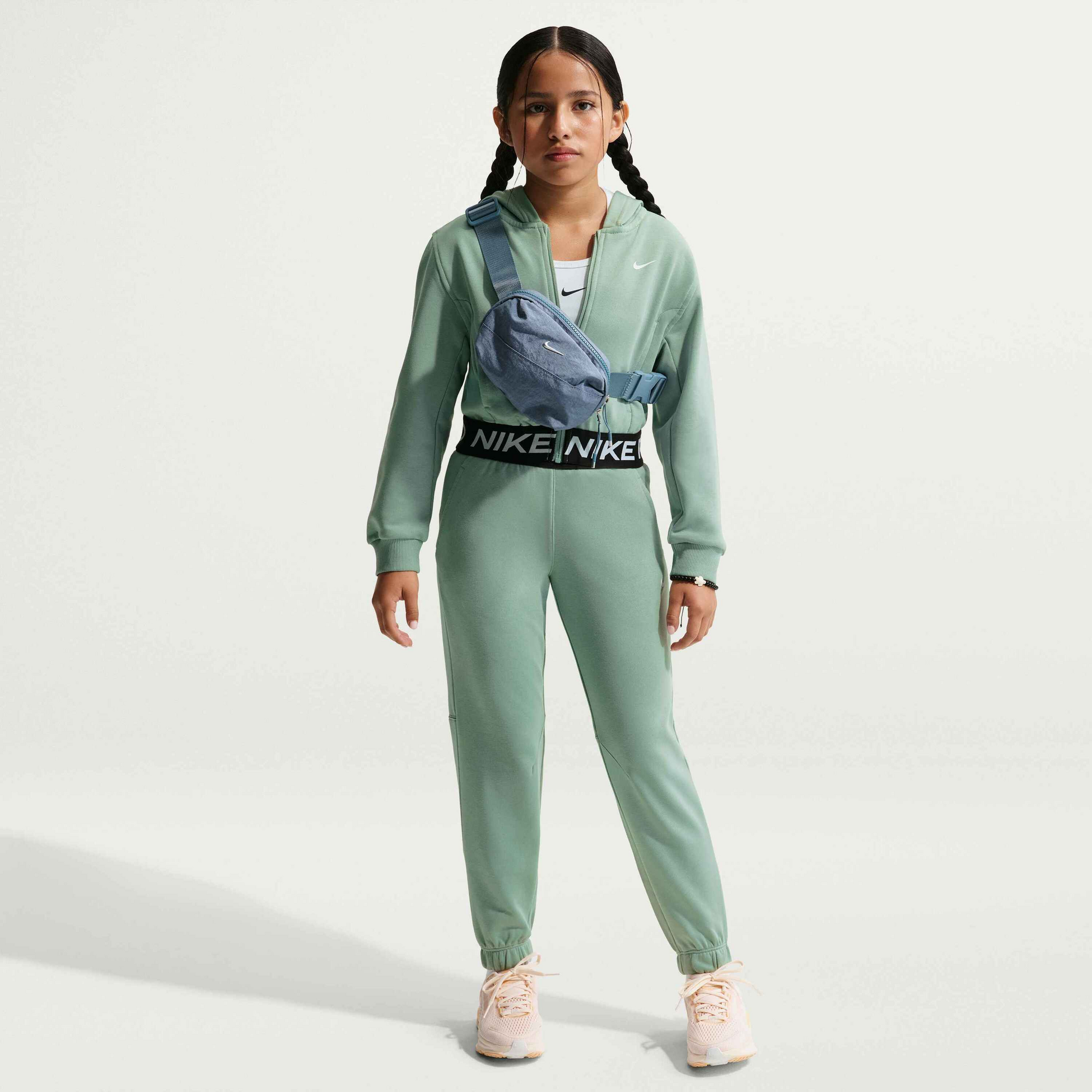 NIKE, Older Kids' (girls') Dri-fit Full-zip Hoodie Pro Fleece