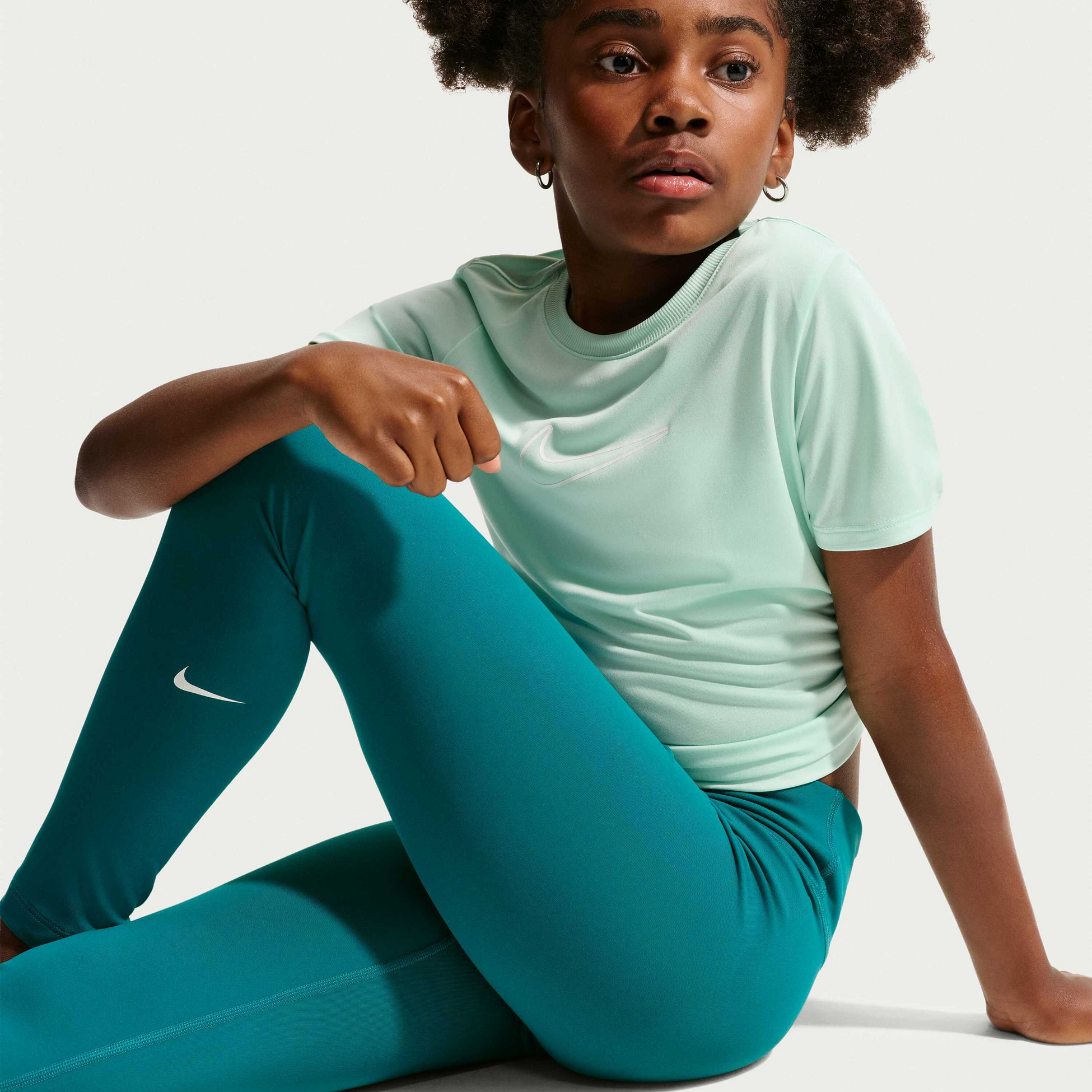 NIKE, Older Kids' (girls') Dri-fit High-waisted Leggings One