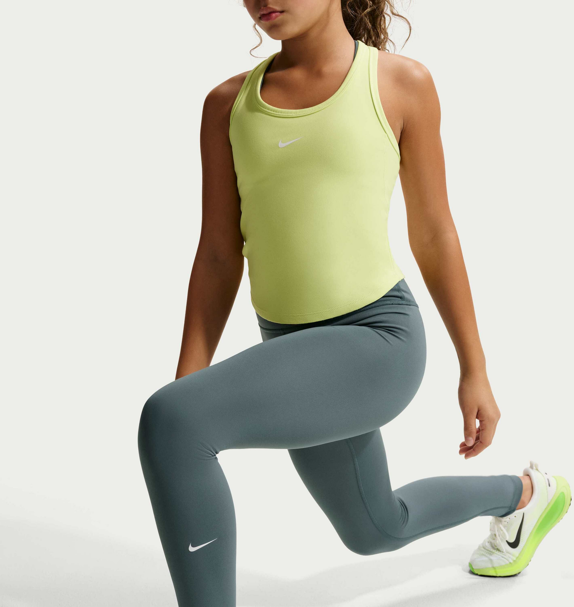NIKE, Older Kids' (girls') Dri-fit High-waisted Leggings One