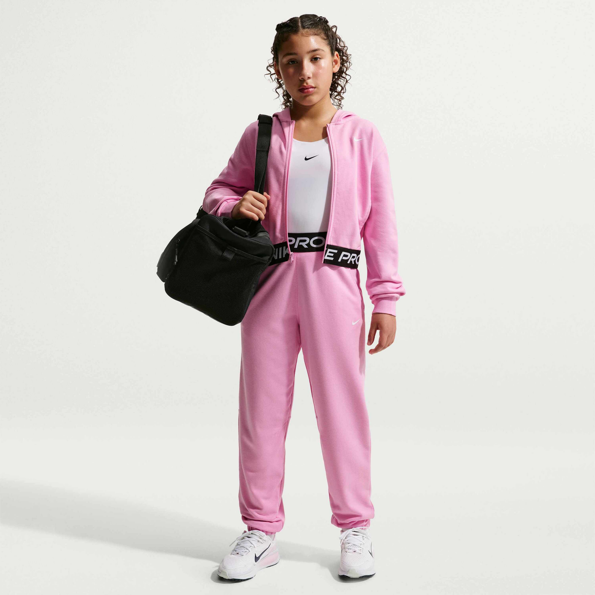 NIKE, Older Kids' (girls') Dri-fit Joggers Pro Fleece