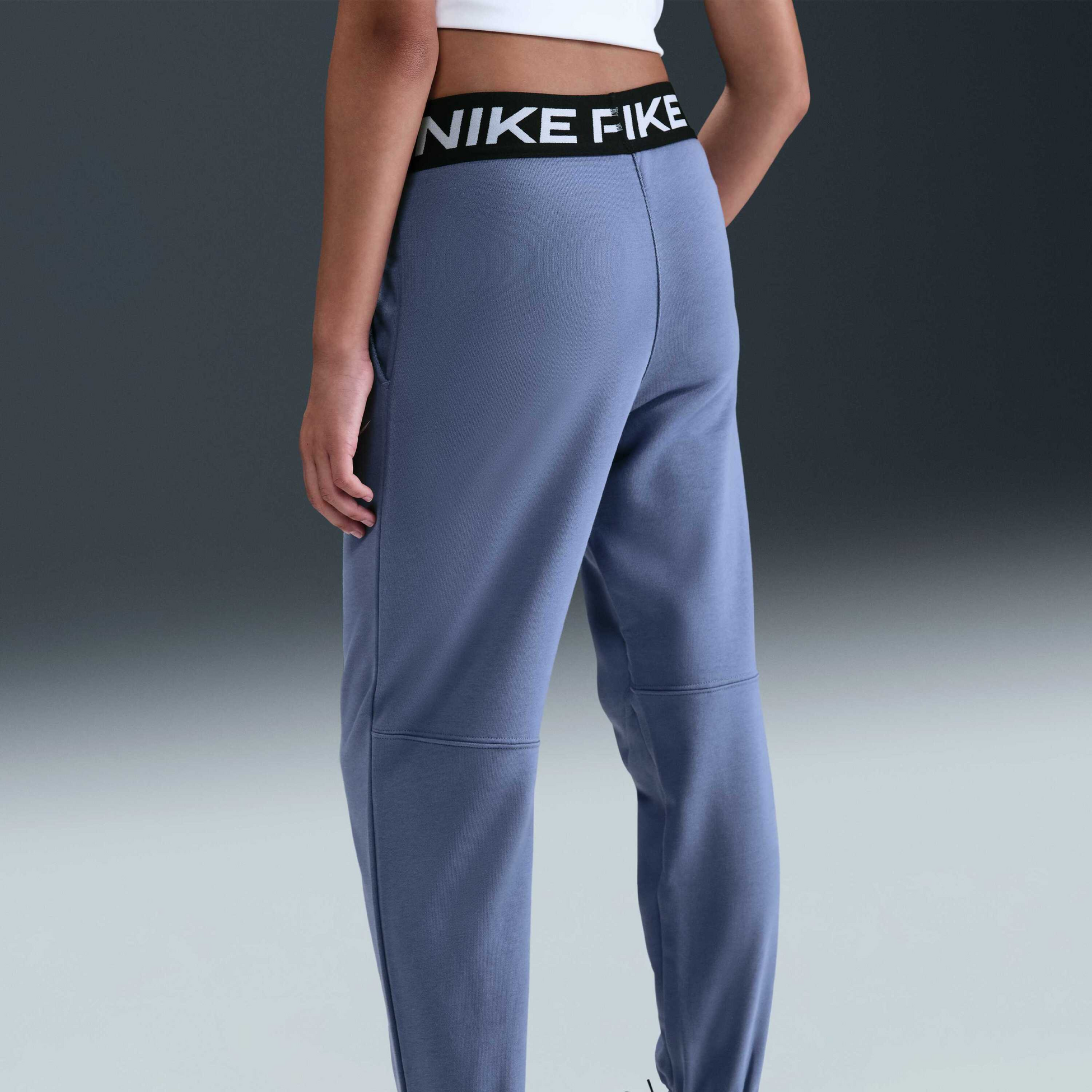 NIKE, Older Kids' (girls') Dri-fit Joggers Pro Fleece