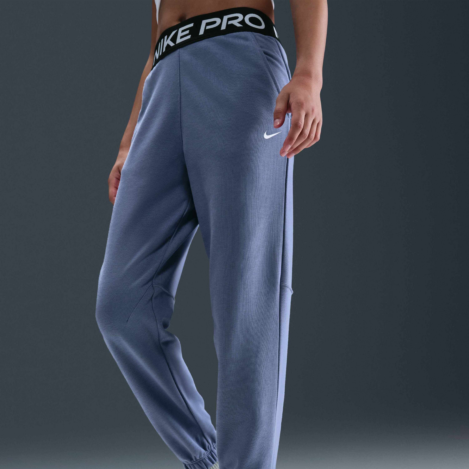 NIKE, Older Kids' (girls') Dri-fit Joggers Pro Fleece