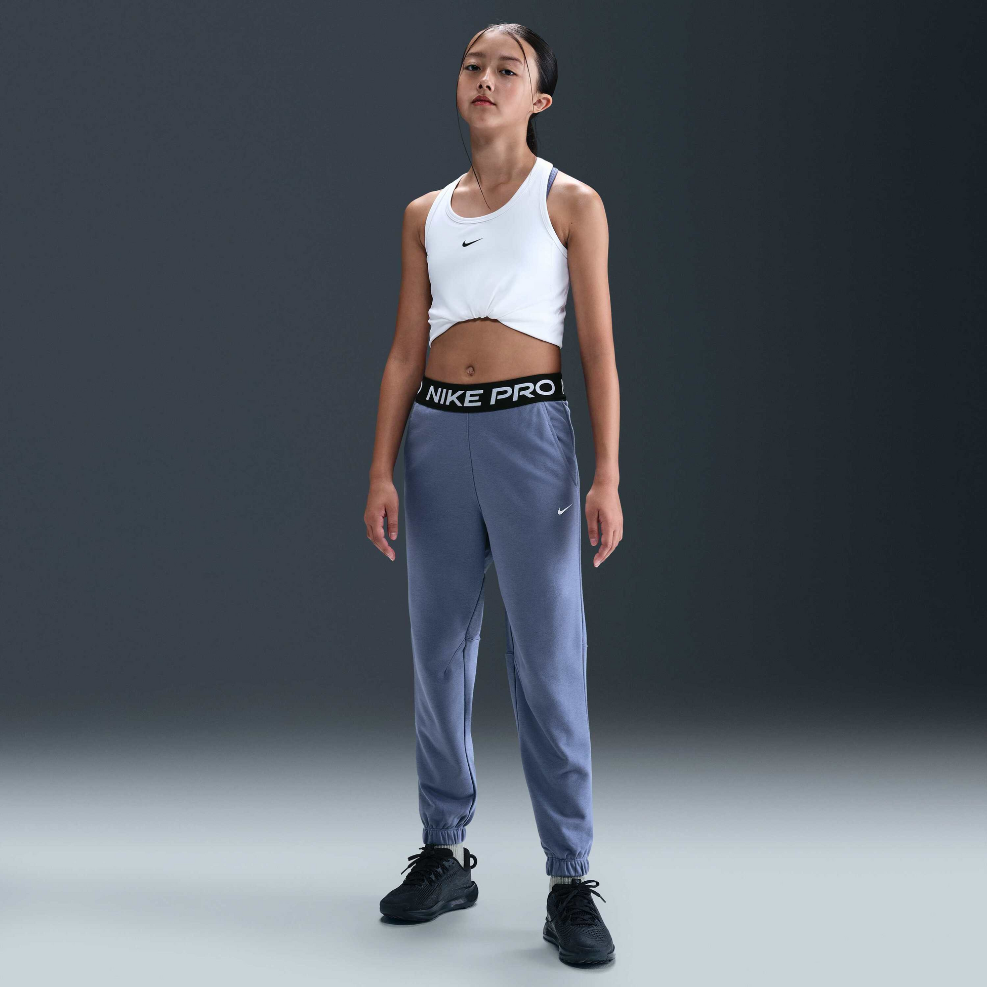 NIKE, Older Kids' (girls') Dri-fit Joggers Pro Fleece