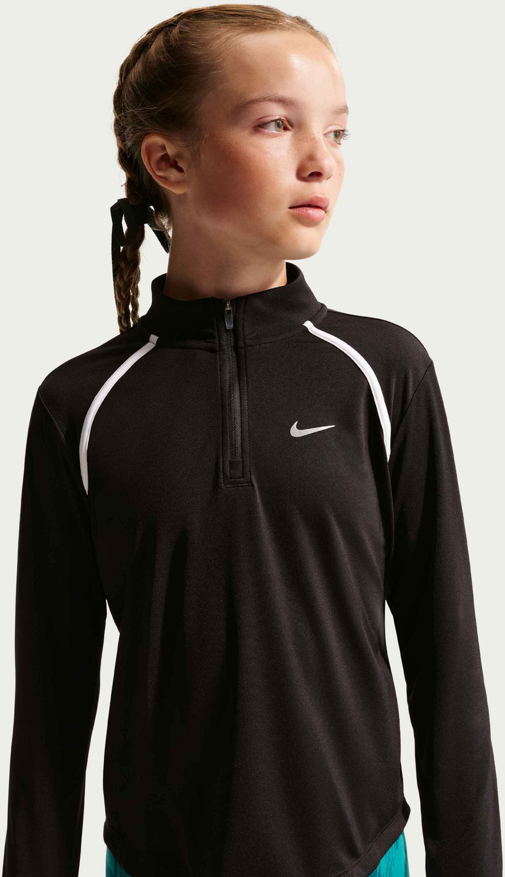 NIKE, Older Kids' (girls') Dri-fit Long-sleeve Half-zip Top Tempo