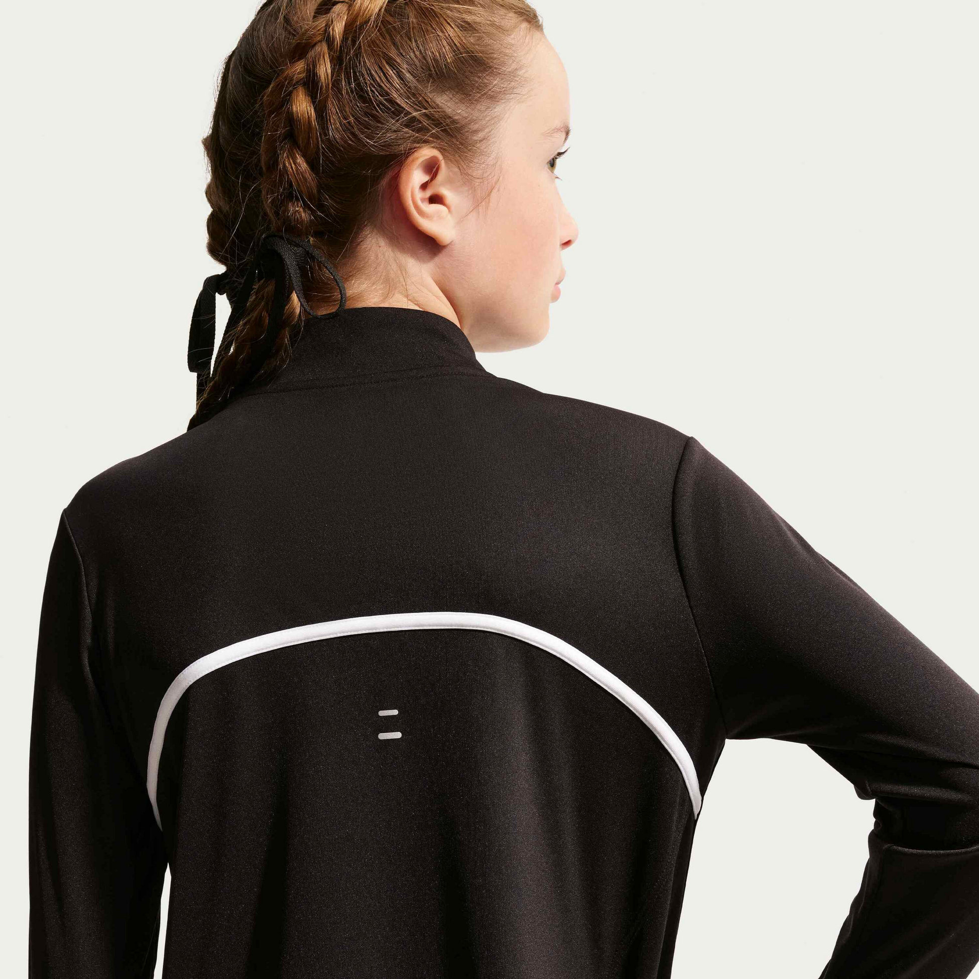 NIKE, Older Kids' (girls') Dri-fit Long-sleeve Half-zip Top Tempo