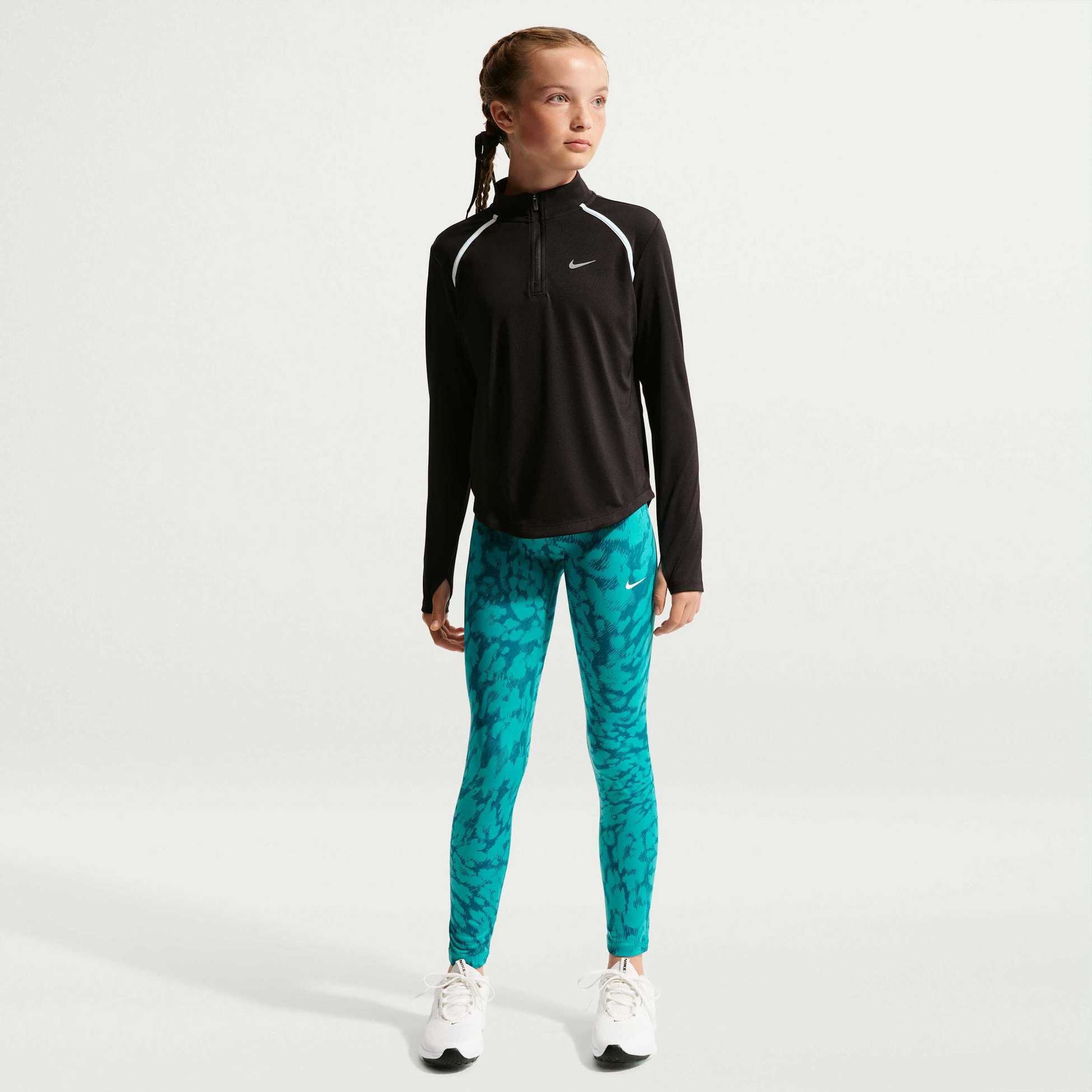 NIKE, Older Kids' (girls') Dri-fit Long-sleeve Half-zip Top Tempo