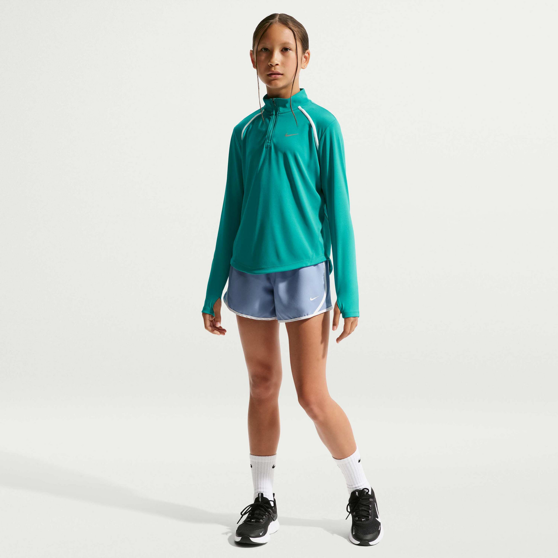 NIKE, Older Kids' (girls') Dri-fit Long-sleeve Half-zip Top Tempo