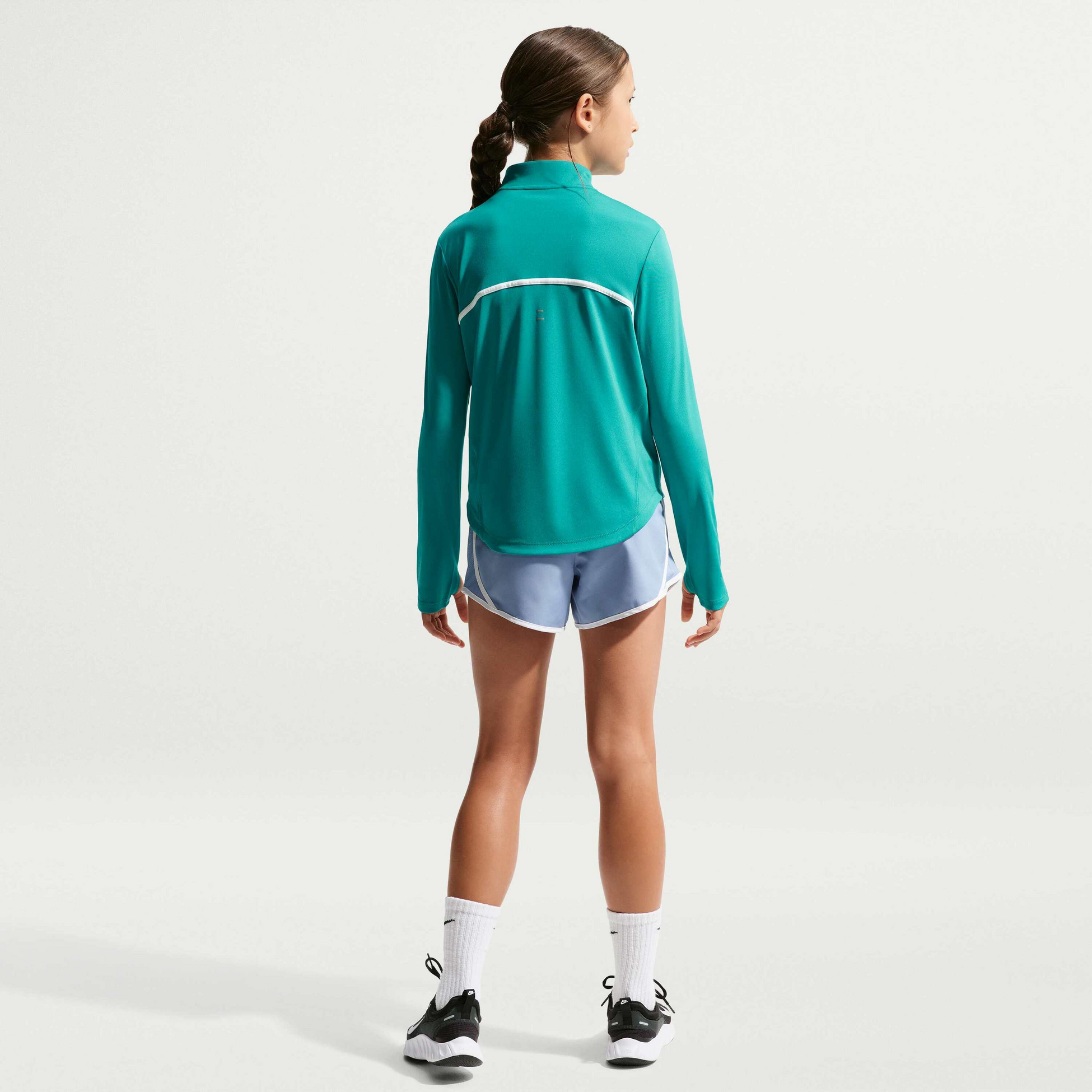 NIKE, Older Kids' (girls') Dri-fit Long-sleeve Half-zip Top Tempo