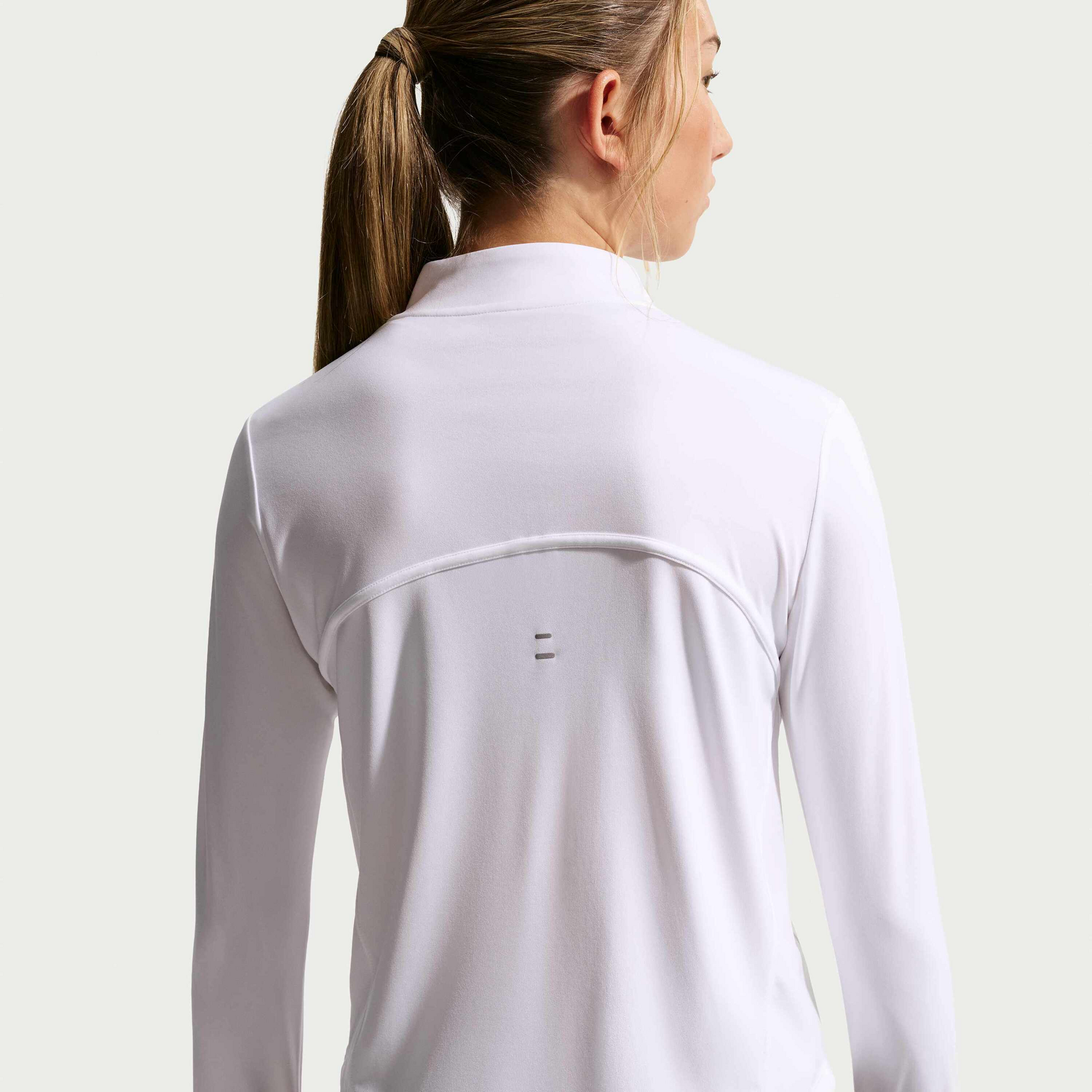 NIKE, Older Kids' (girls') Dri-fit Long-sleeve Half-zip Top Tempo