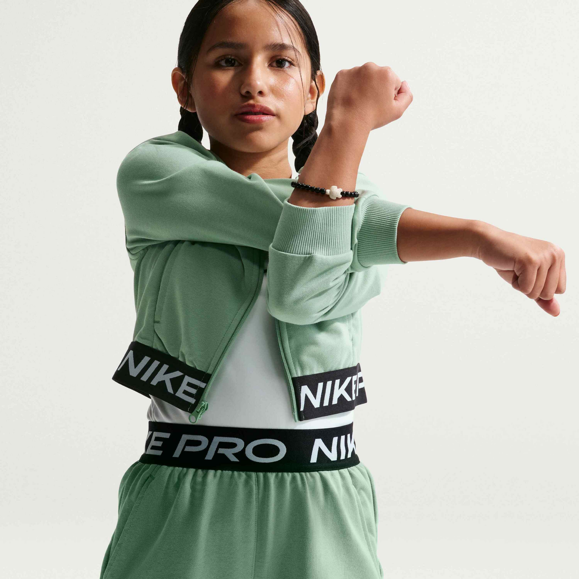 NIKE, Older Kids' (girls') Dri-fit Shorts Pro Fleece