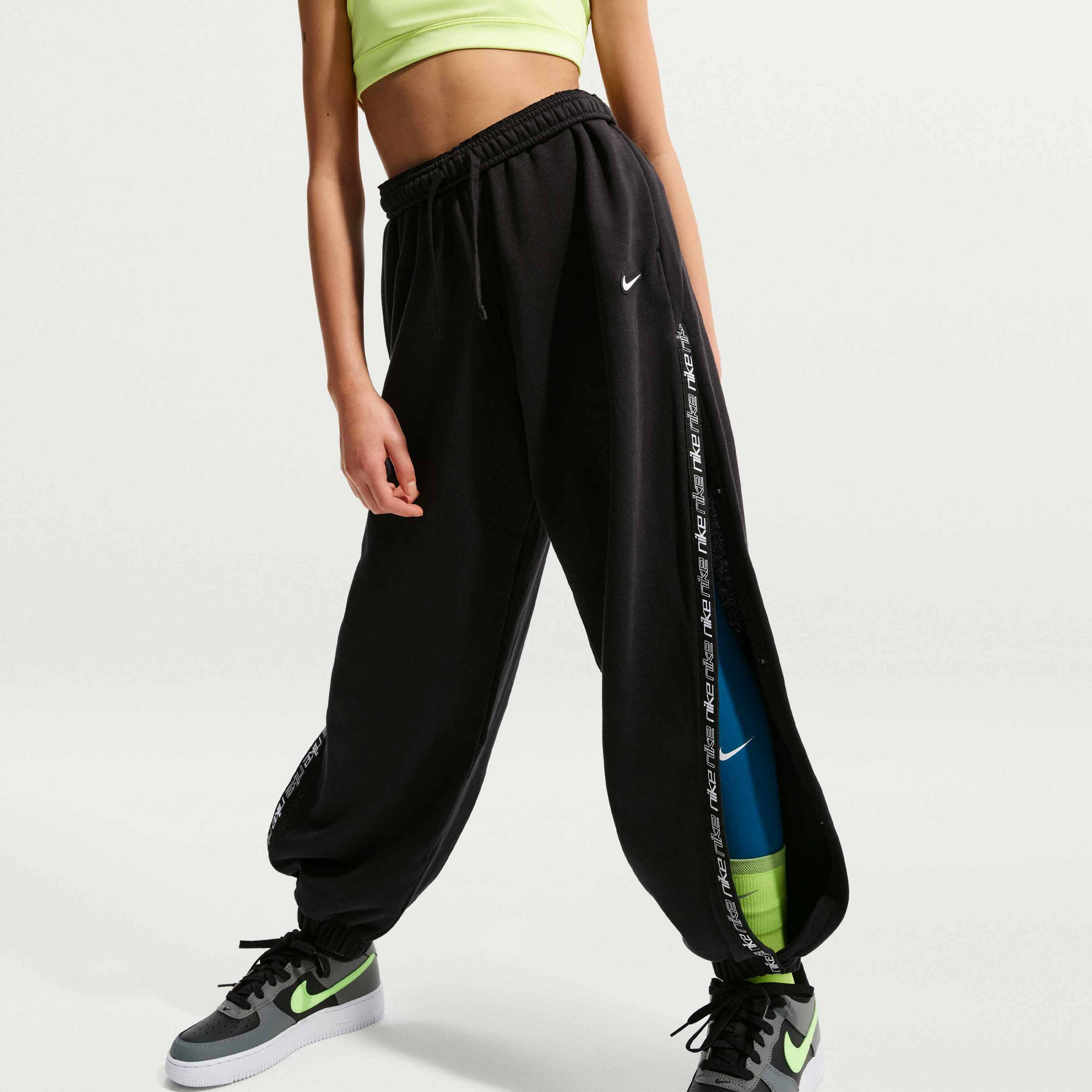 NIKE, Older Kids' (girls') Fleece Trousers Sportswear