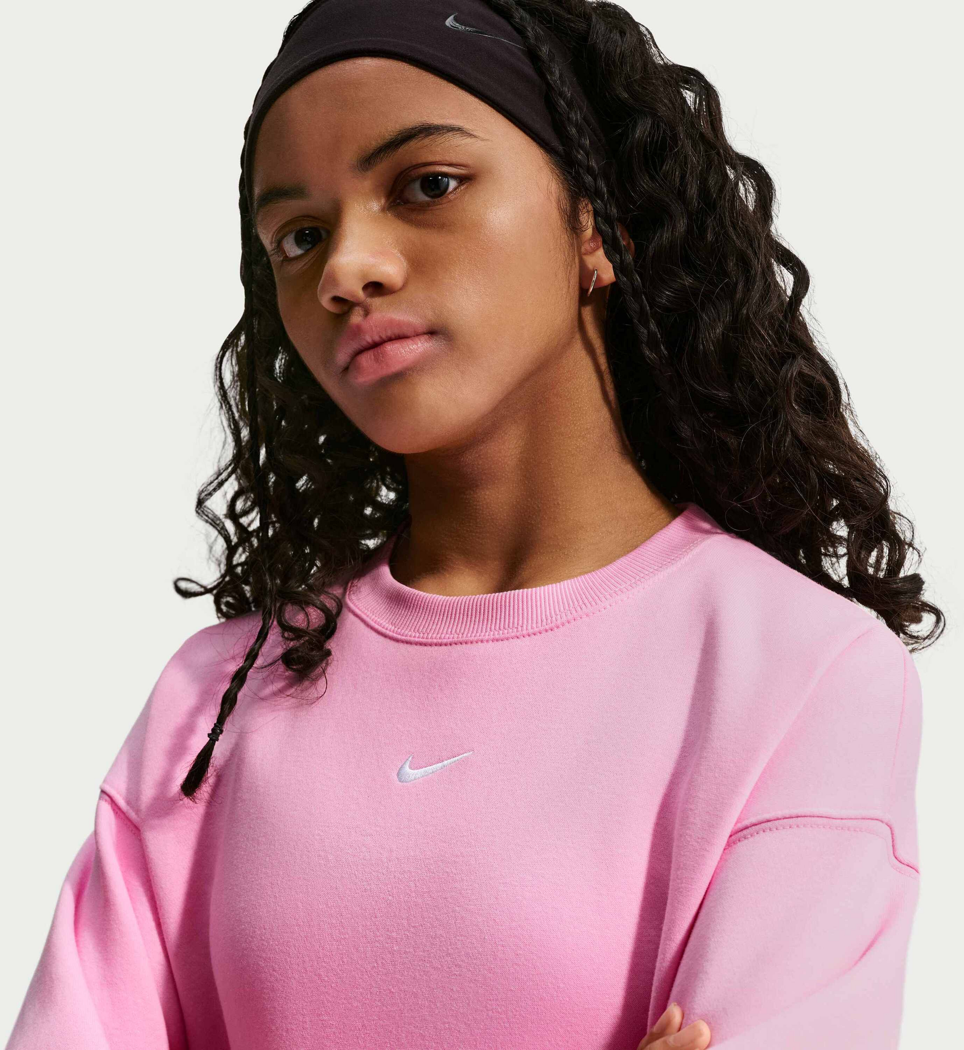 NIKE, Older Kids' (girls') Oversized Crew-neck Sweatshirt Sportswear Studio