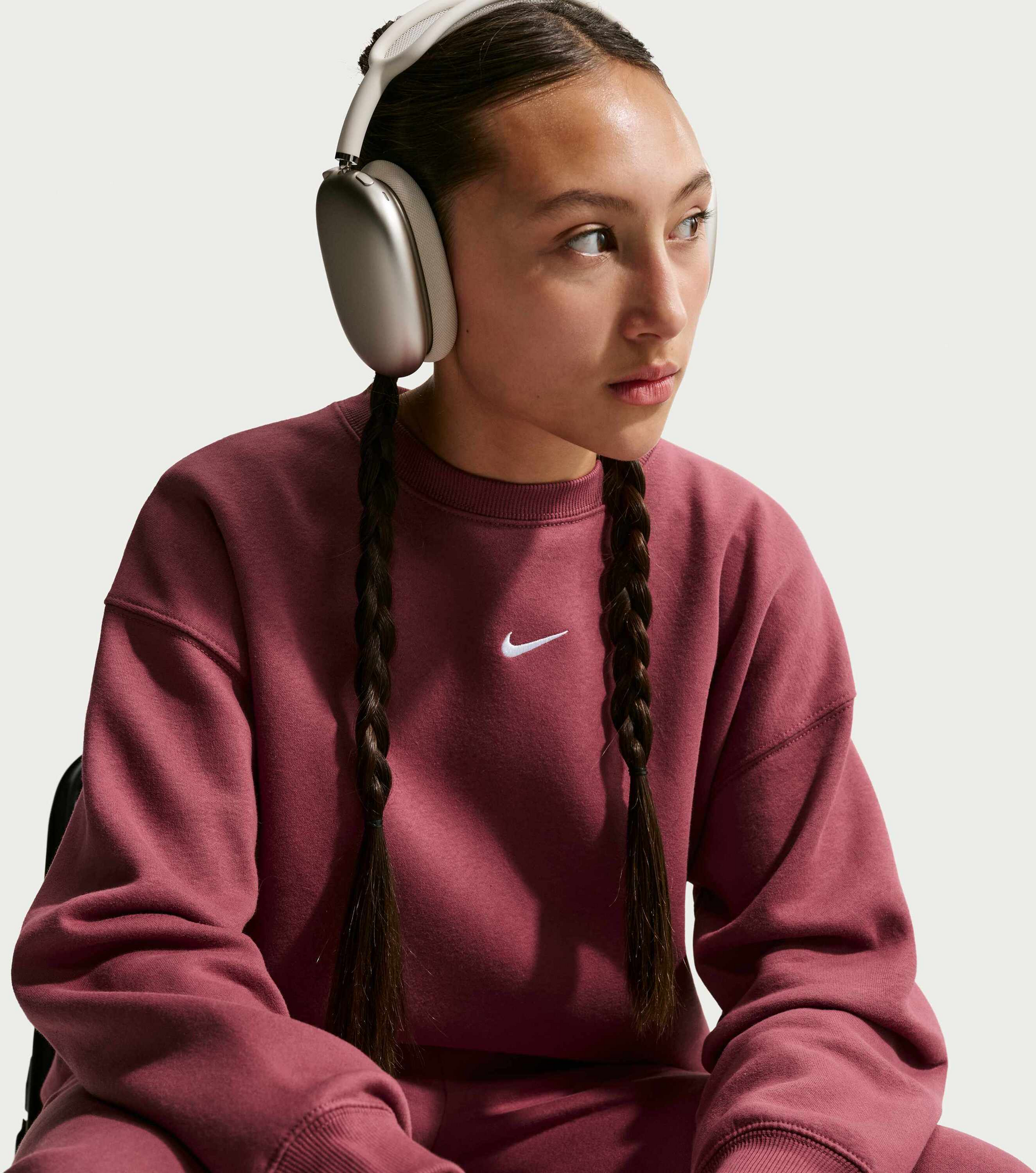 NIKE, Older Kids' (girls') Oversized Crew-neck Sweatshirt Sportswear Studio