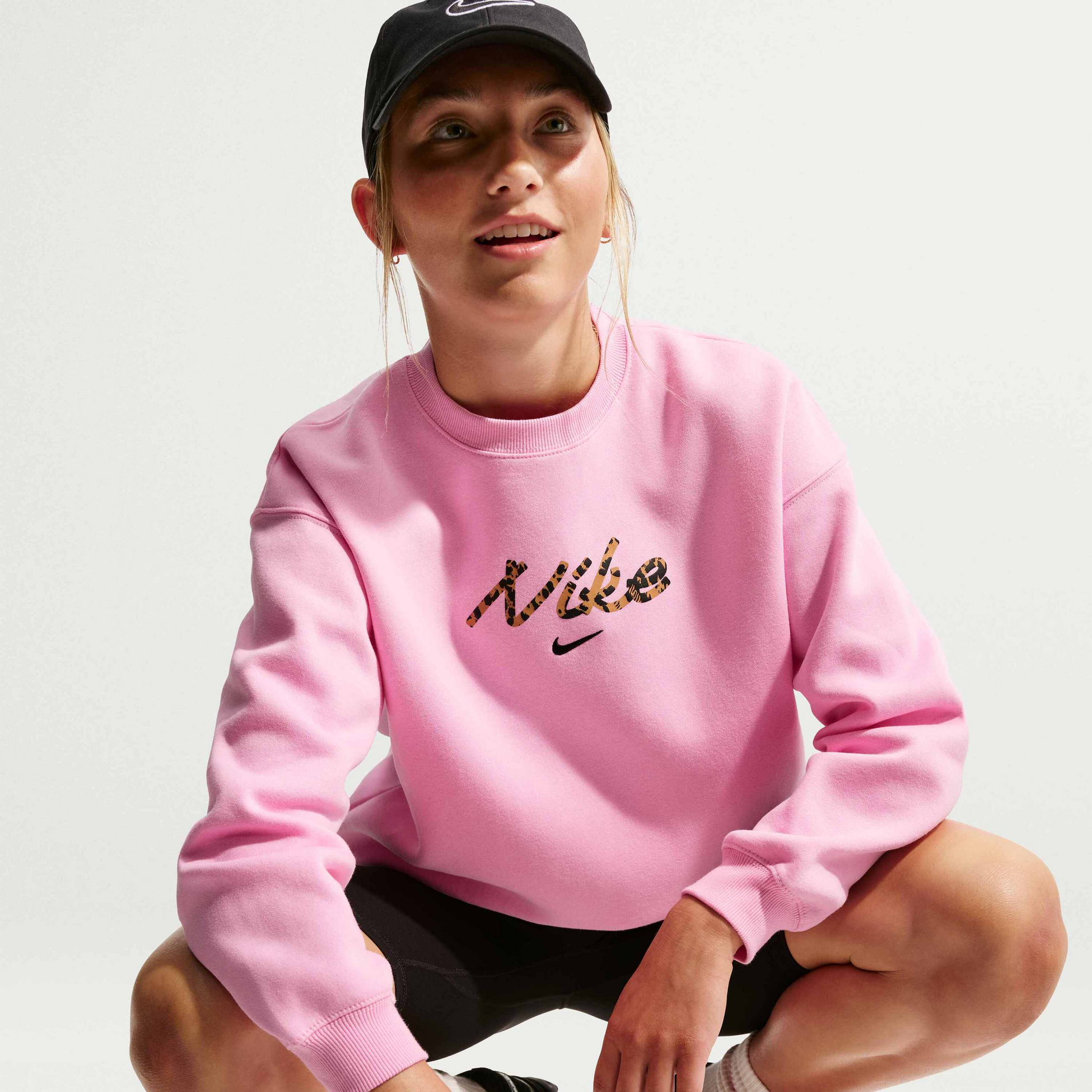NIKE, Older Kids' (girls') Oversized Crewneck Sweatshirt Sportswear Studio Fleece
