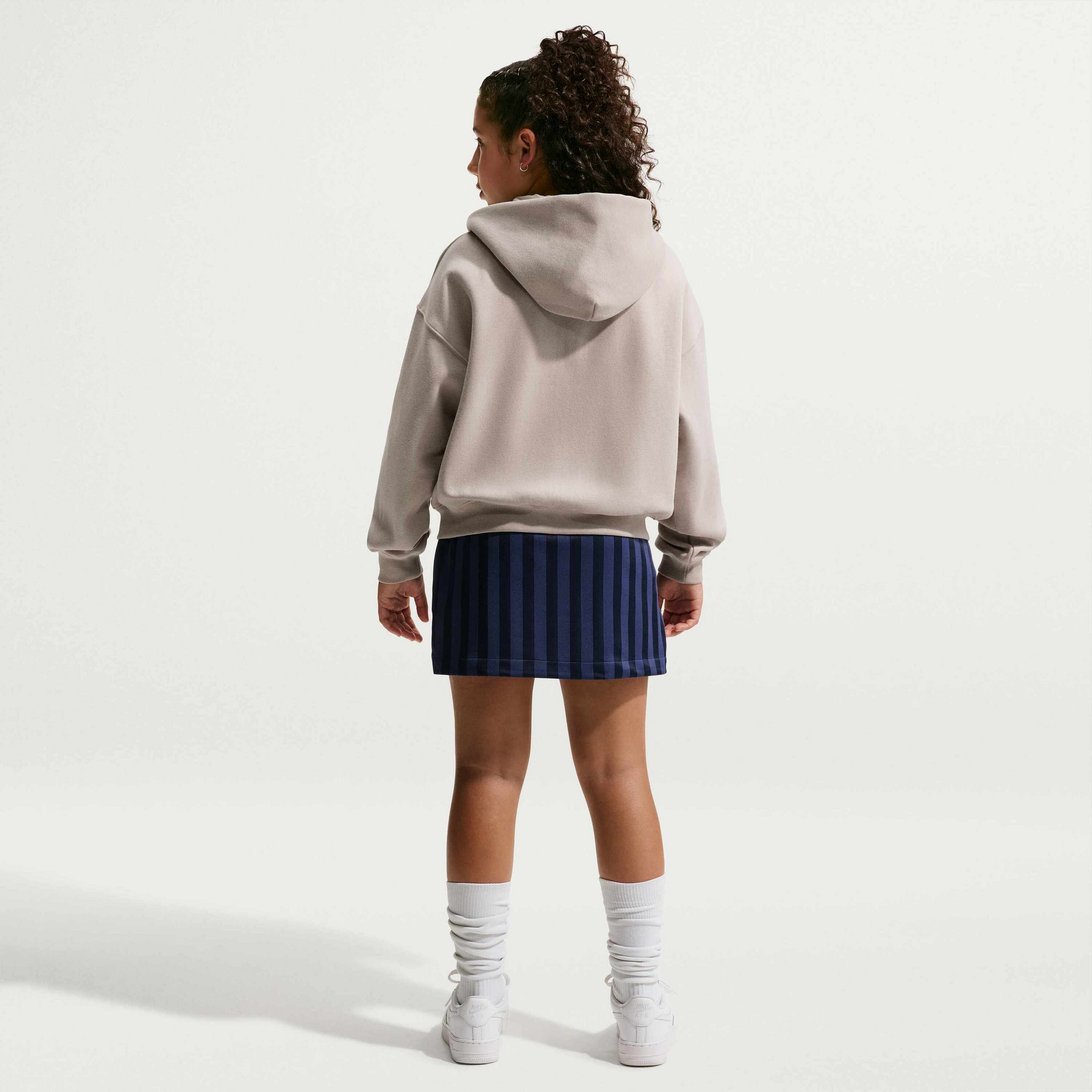NIKE, Older Kids' (girls') Oversized Full-zip Hoodie Sportswear Studio Fleece