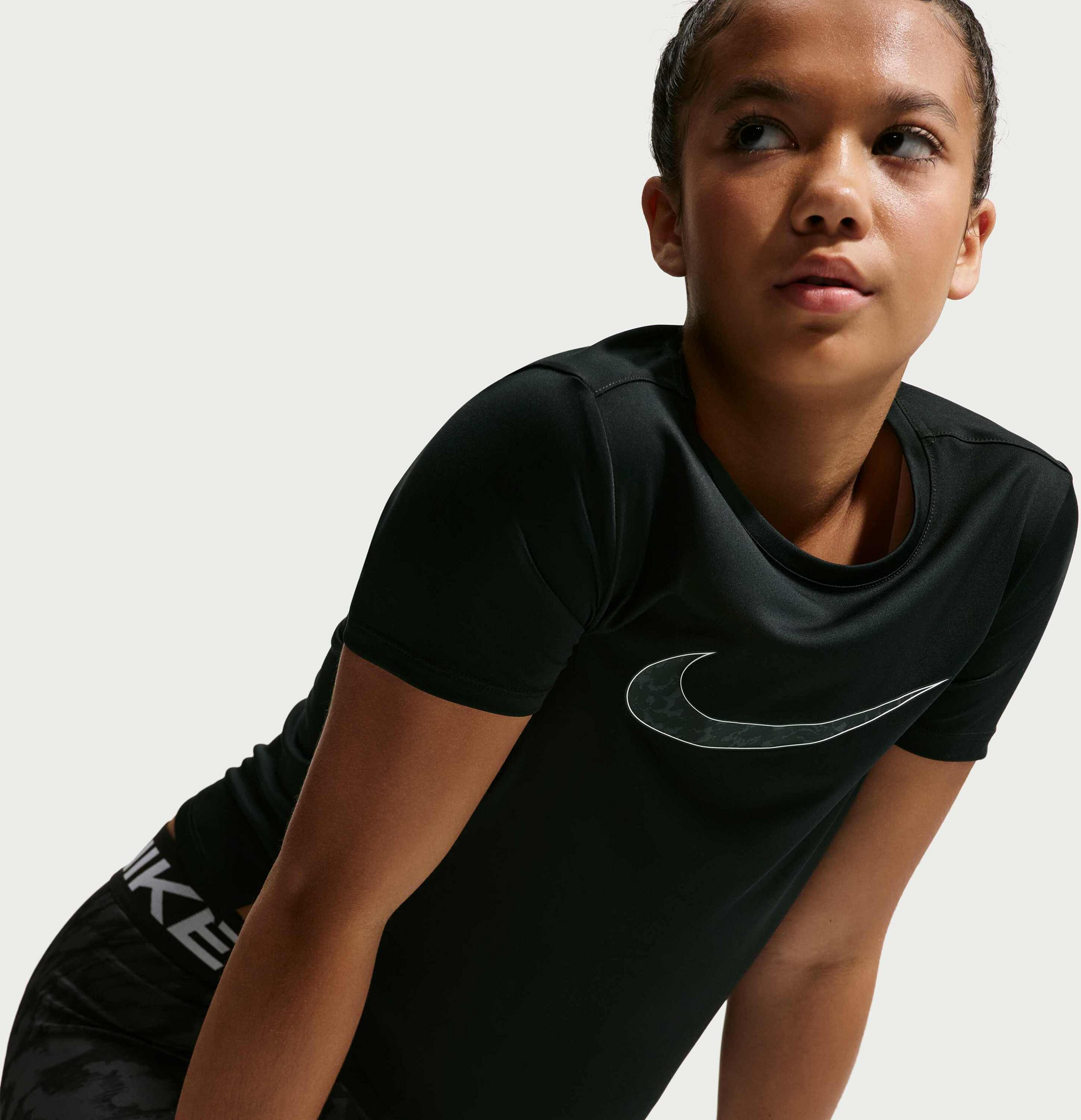 NIKE, Older Kids' (girls') Top Pro