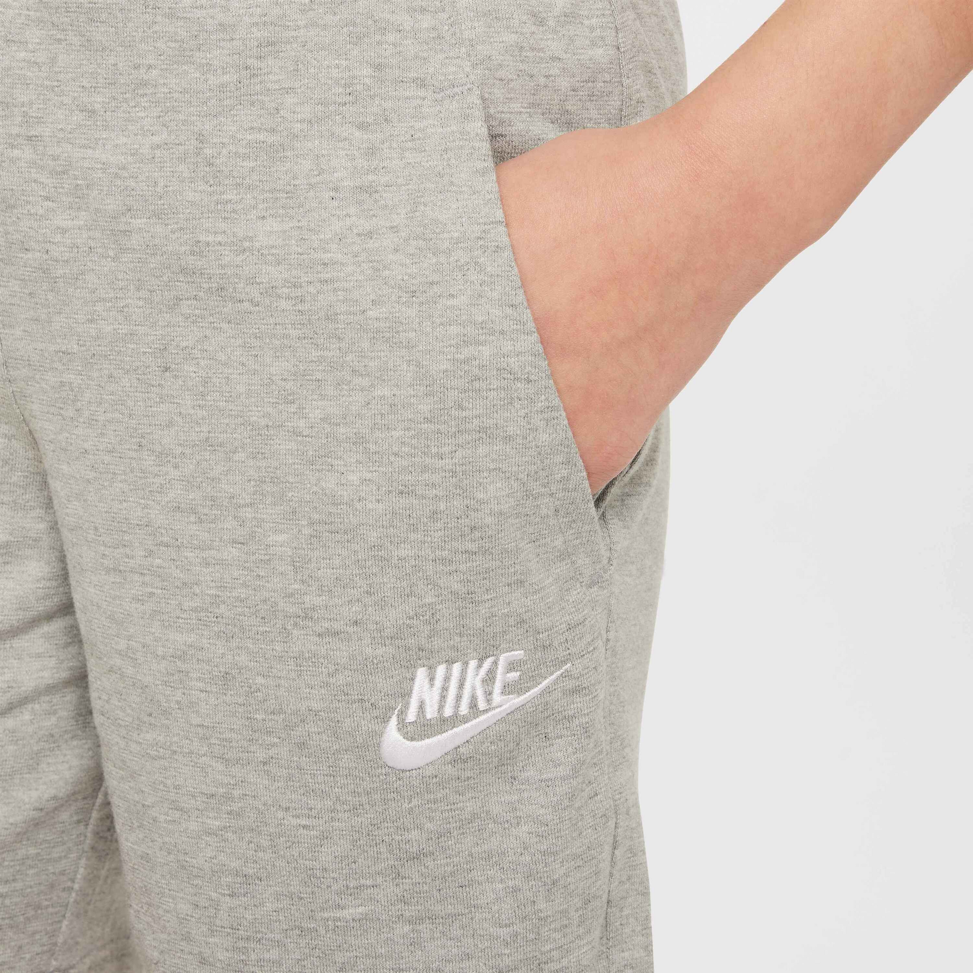 NIKE, Older Kids' 15cm (approx.) Knit Shorts Sportswear Club