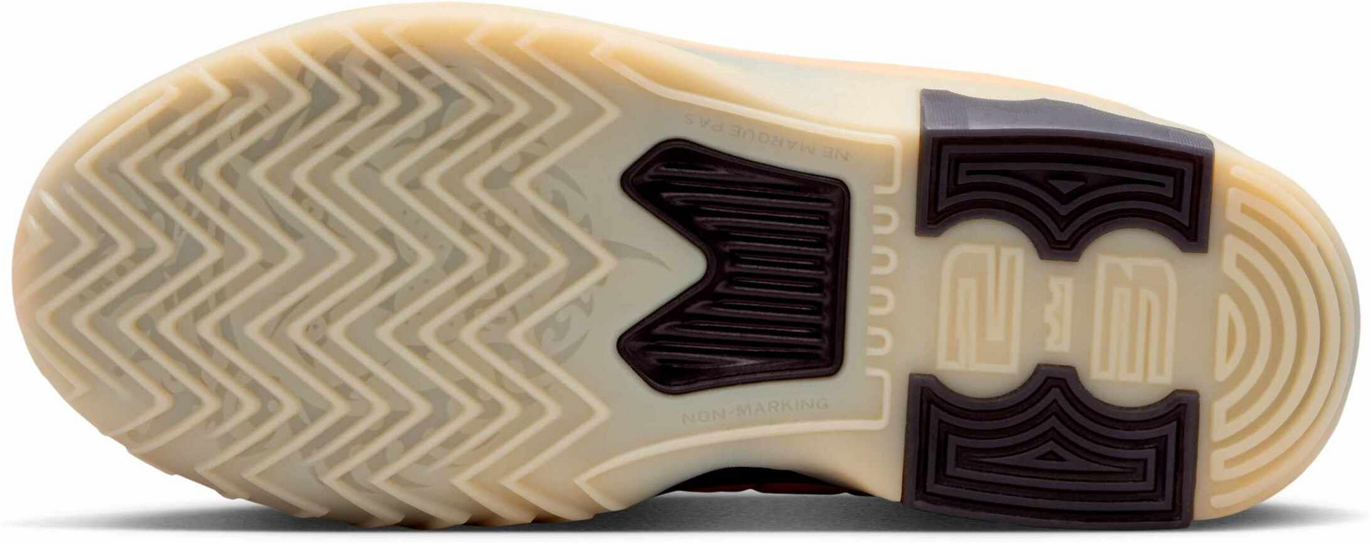 NIKE, Older Kids' Basketball Shoes Lebron Witness 9