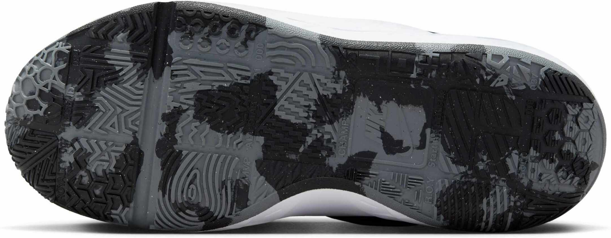 NIKE, Older Kids' Basketball Shoes Team Hustle D 12