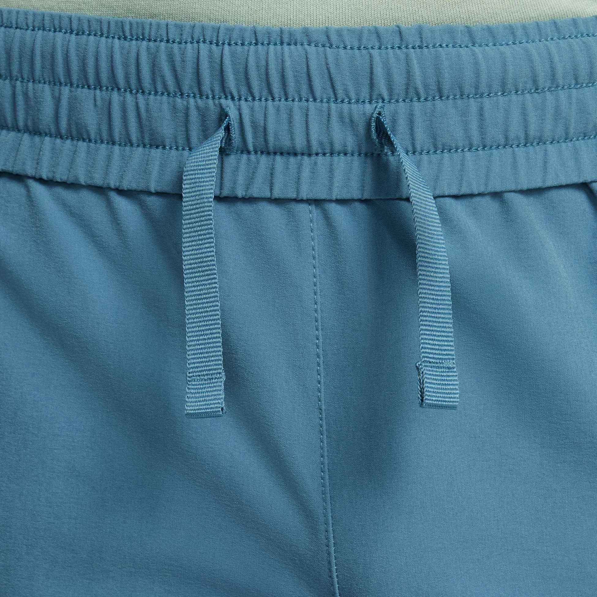 NIKE, Older Kids' Cargo Shorts Sportswear City Utility