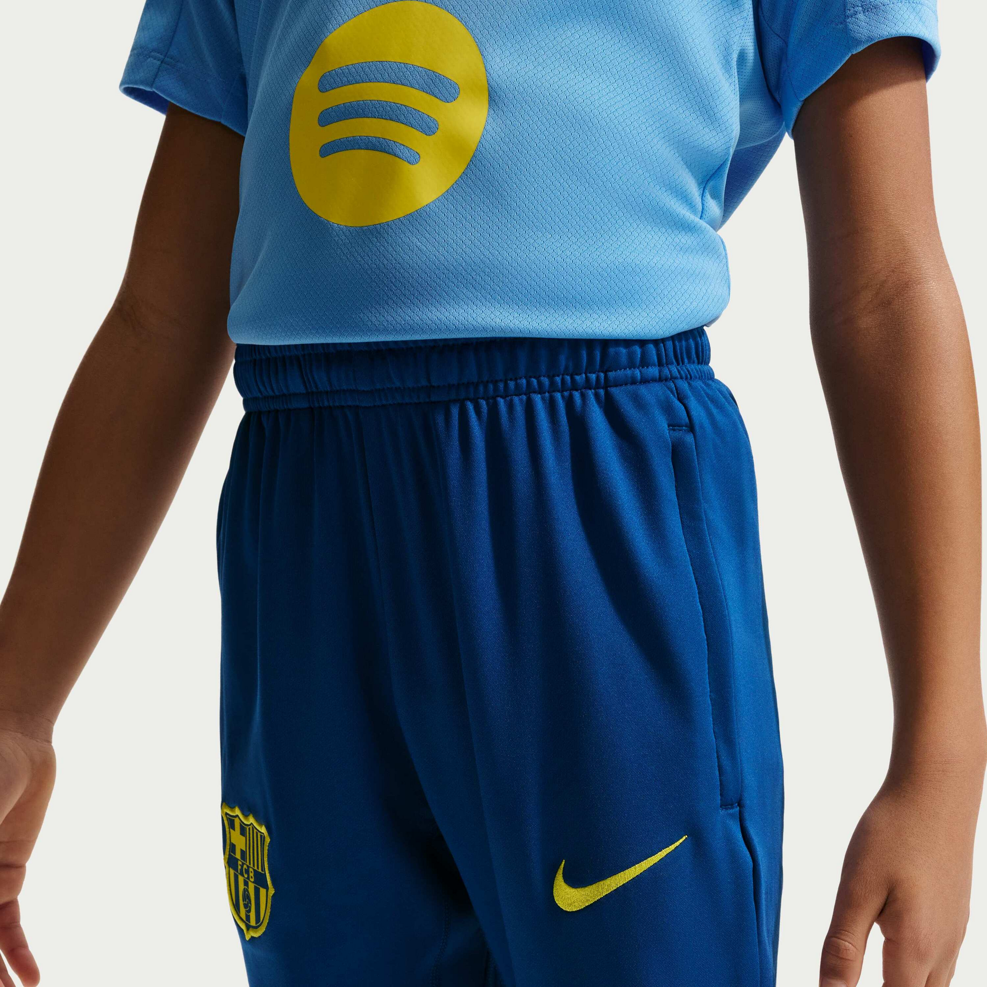 NIKE, Older Kids' Dri-fit Football Knit Pants F.c. Barcelona Strike Fourth