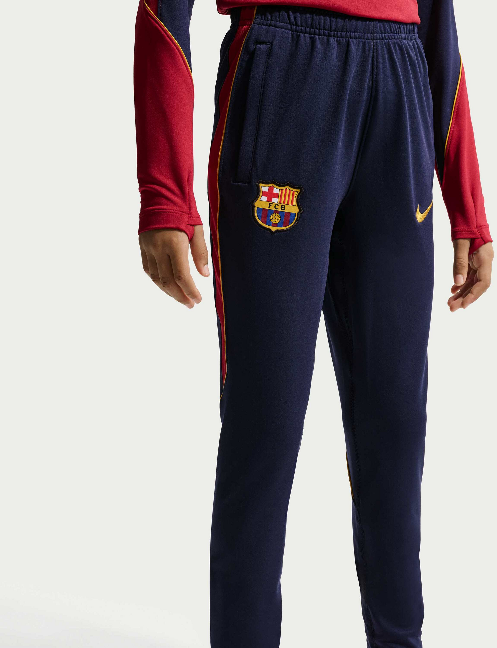 NIKE, Older Kids' Dri-fit Football Knit Pants F.c. Barcelona Strike