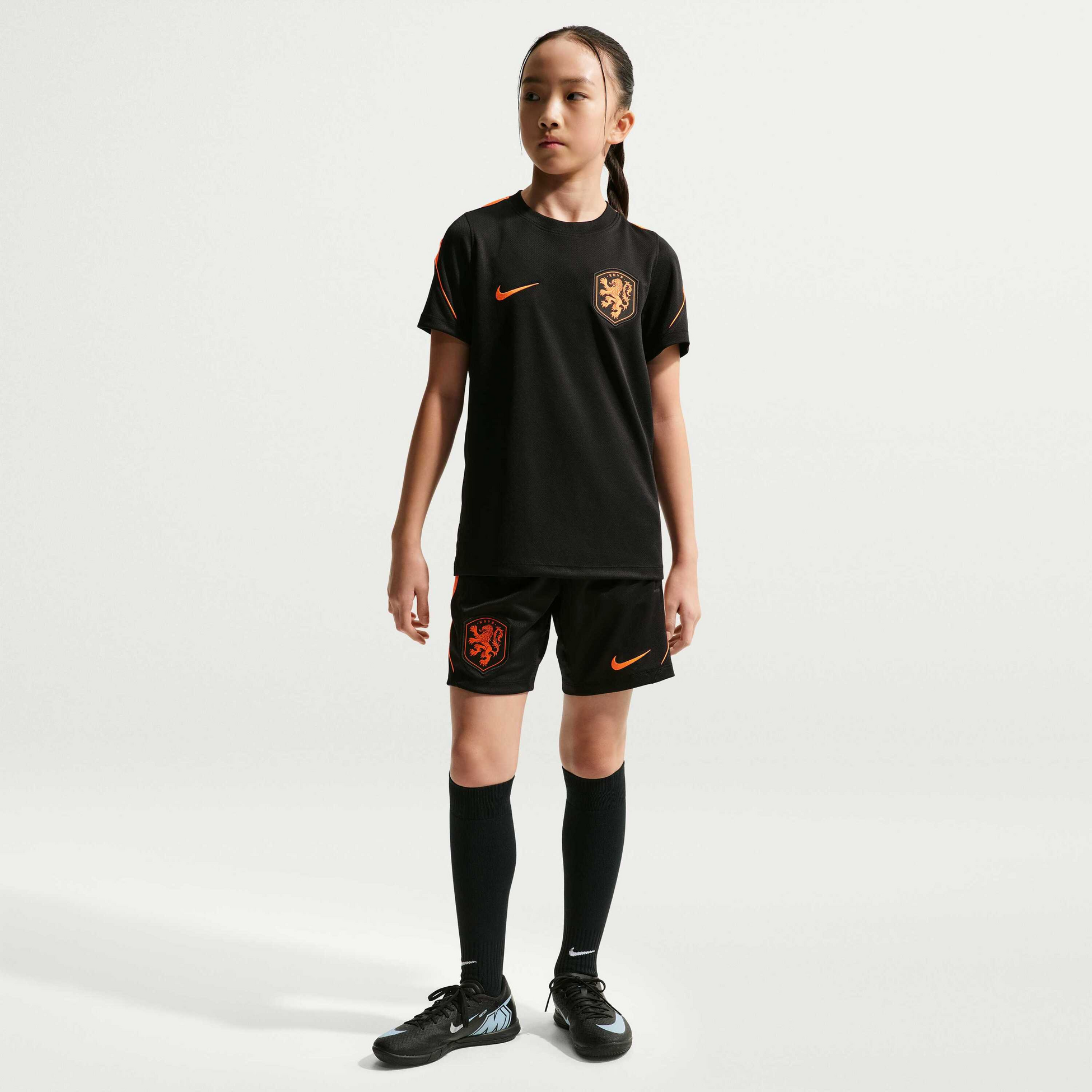 NIKE, Older Kids' Dri-fit Football Knit Shorts Netherlands Strike