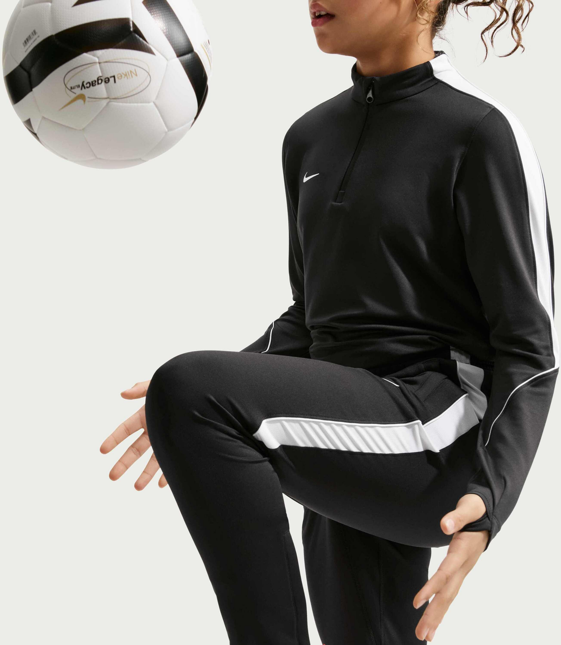 NIKE, Older Kids' Dri-fit Football Pants Strike
