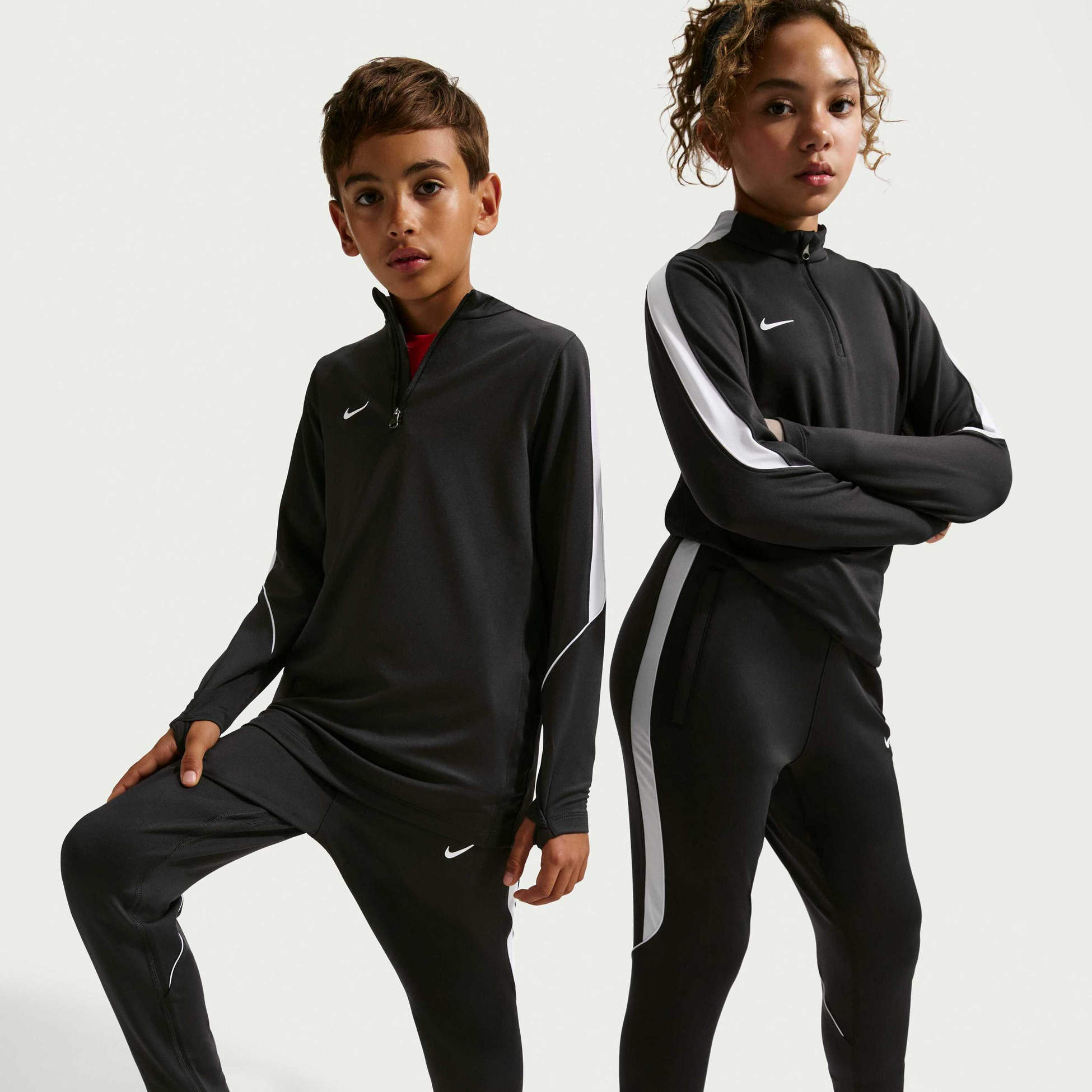NIKE, Older Kids' Dri-fit Football Pants Strike